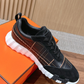 Bouncing Sneaker