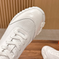 Bouncing Sneaker