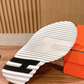 Bouncing Sneaker