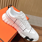 Bouncing Sneaker