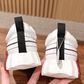 Bouncing Sneaker