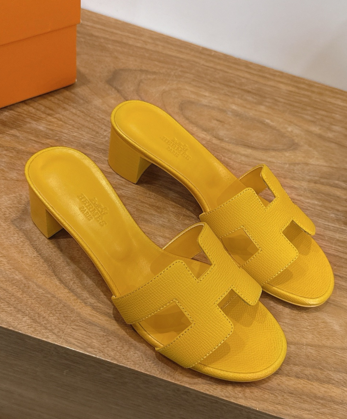 Oasis Sandal