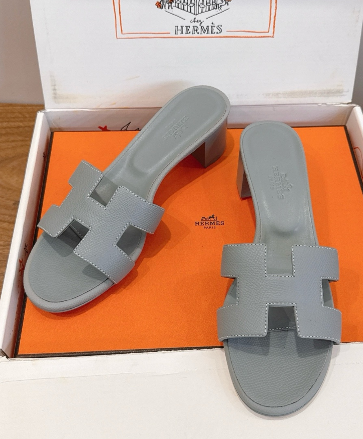 Oasis Sandal