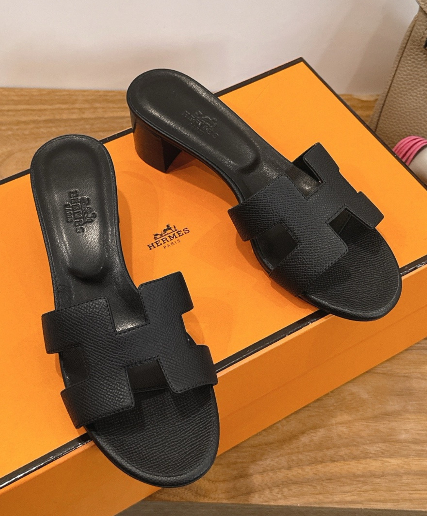Oasis Sandal