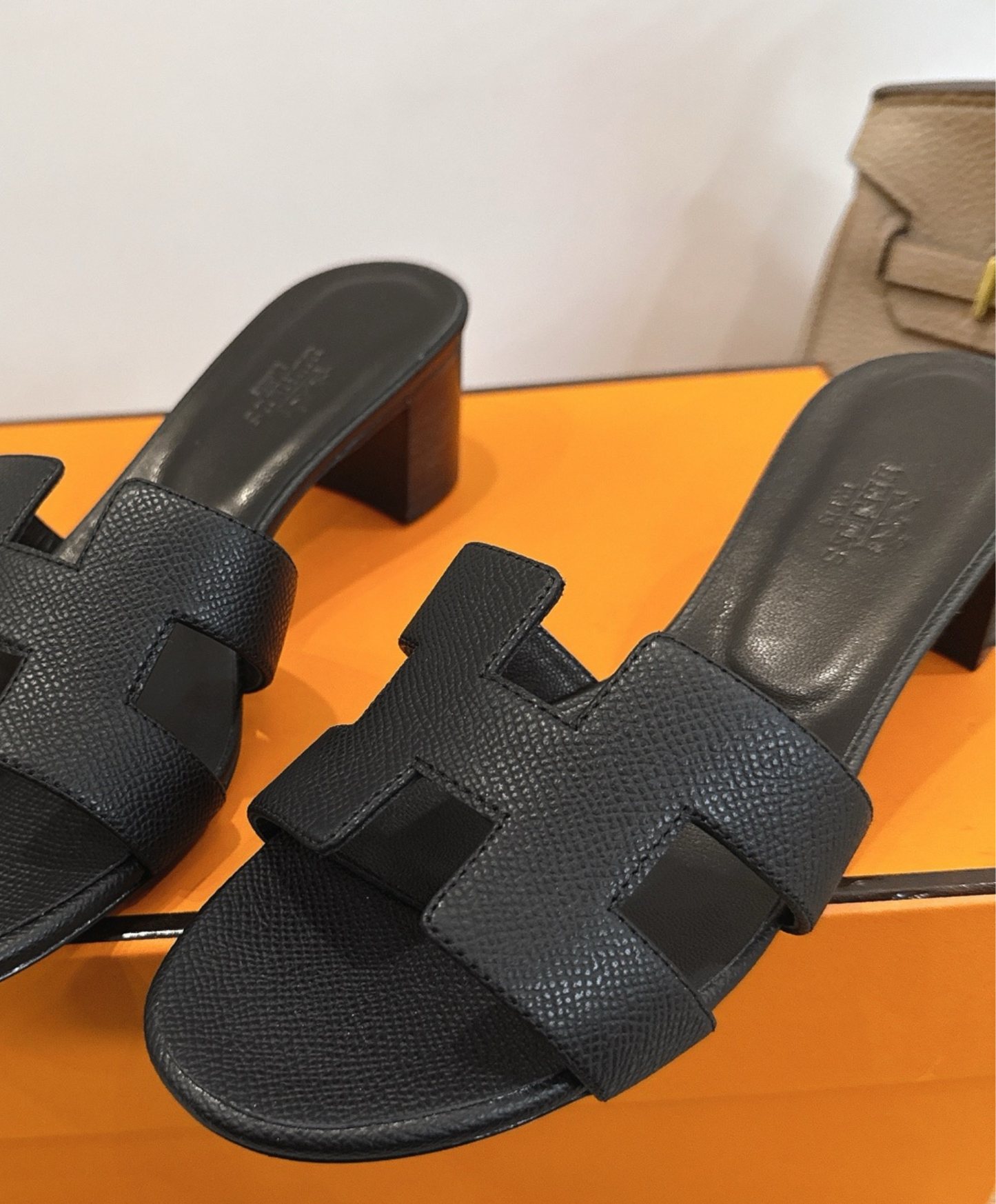 Oasis Sandal