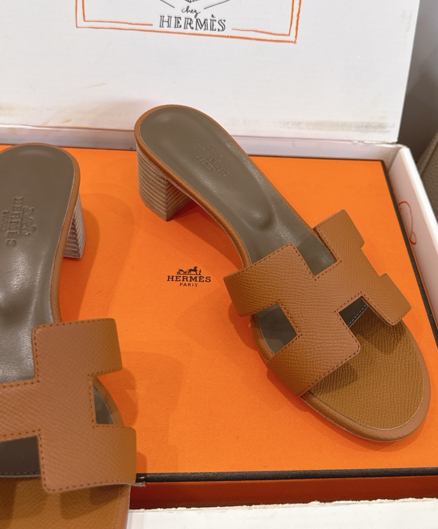 Oasis Sandal