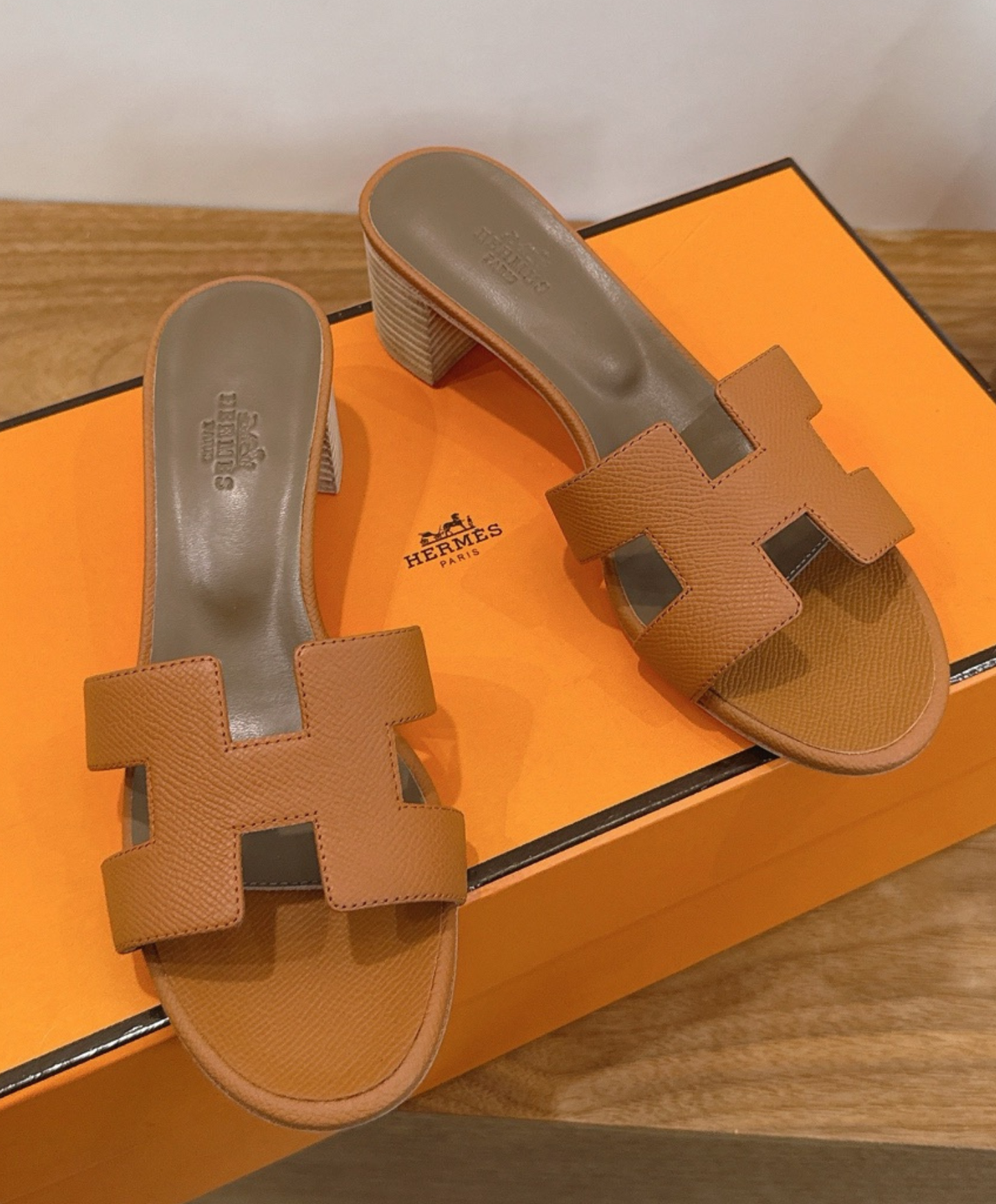 Oasis Sandal