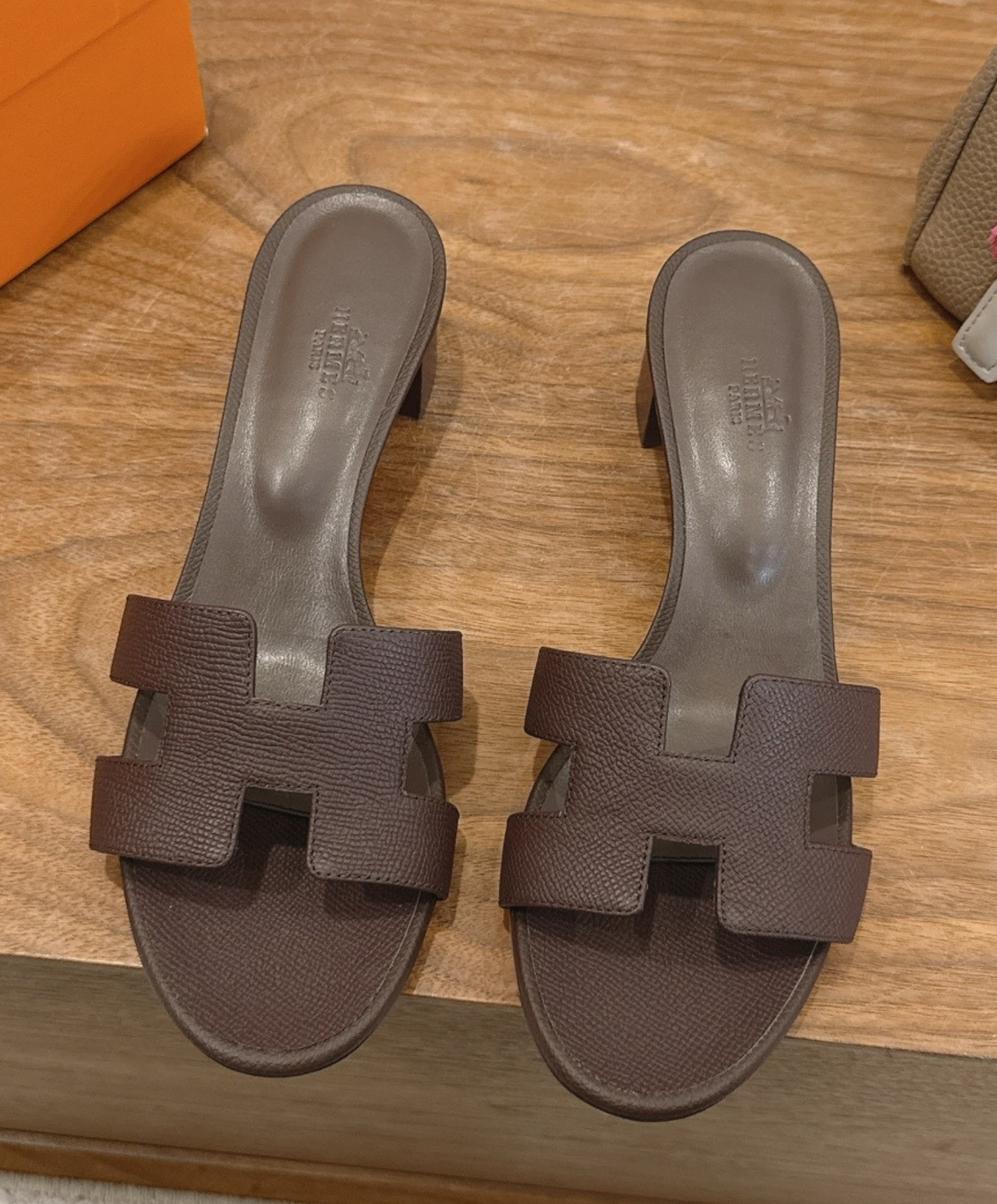Oasis Sandal