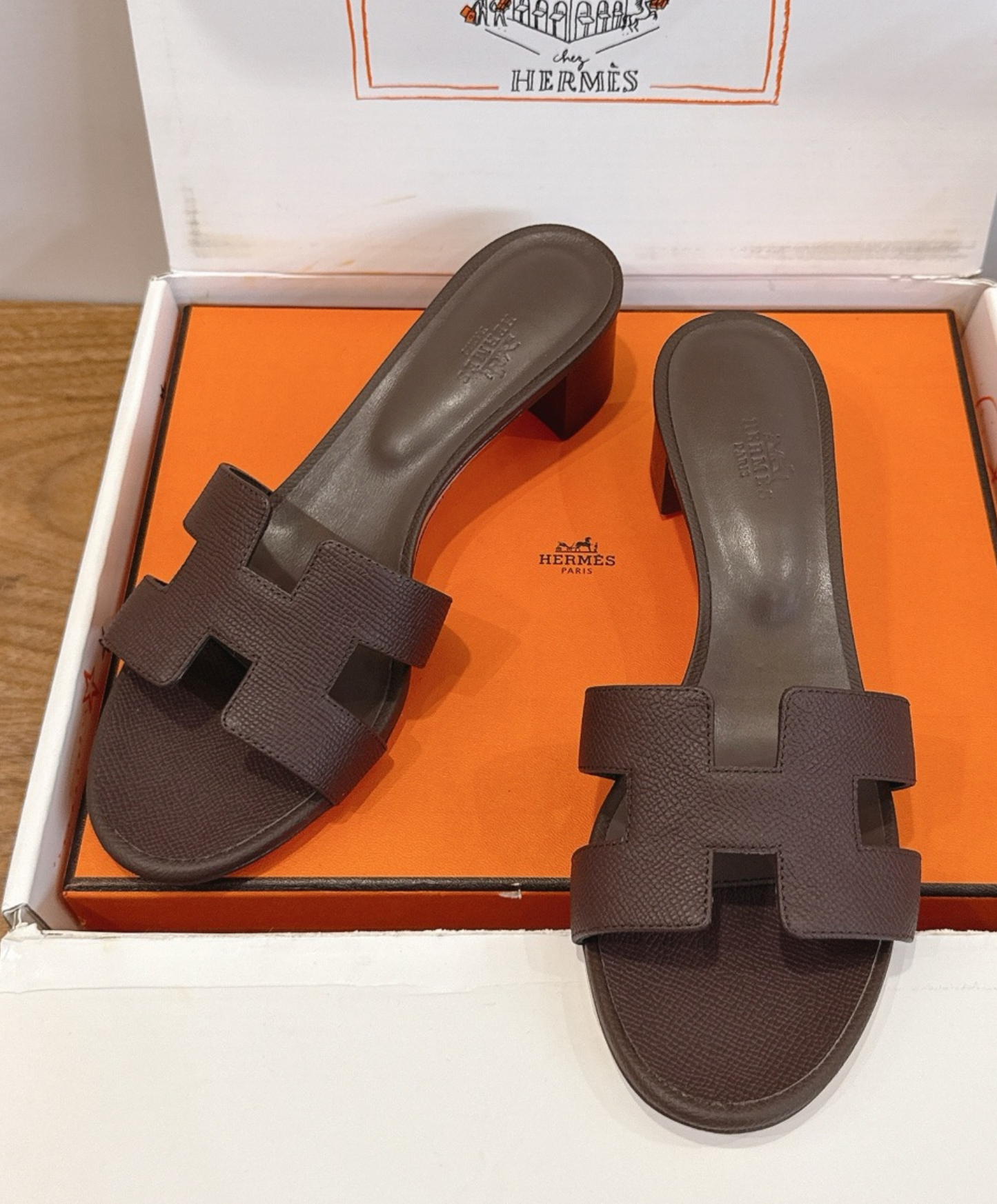 Oasis Sandal