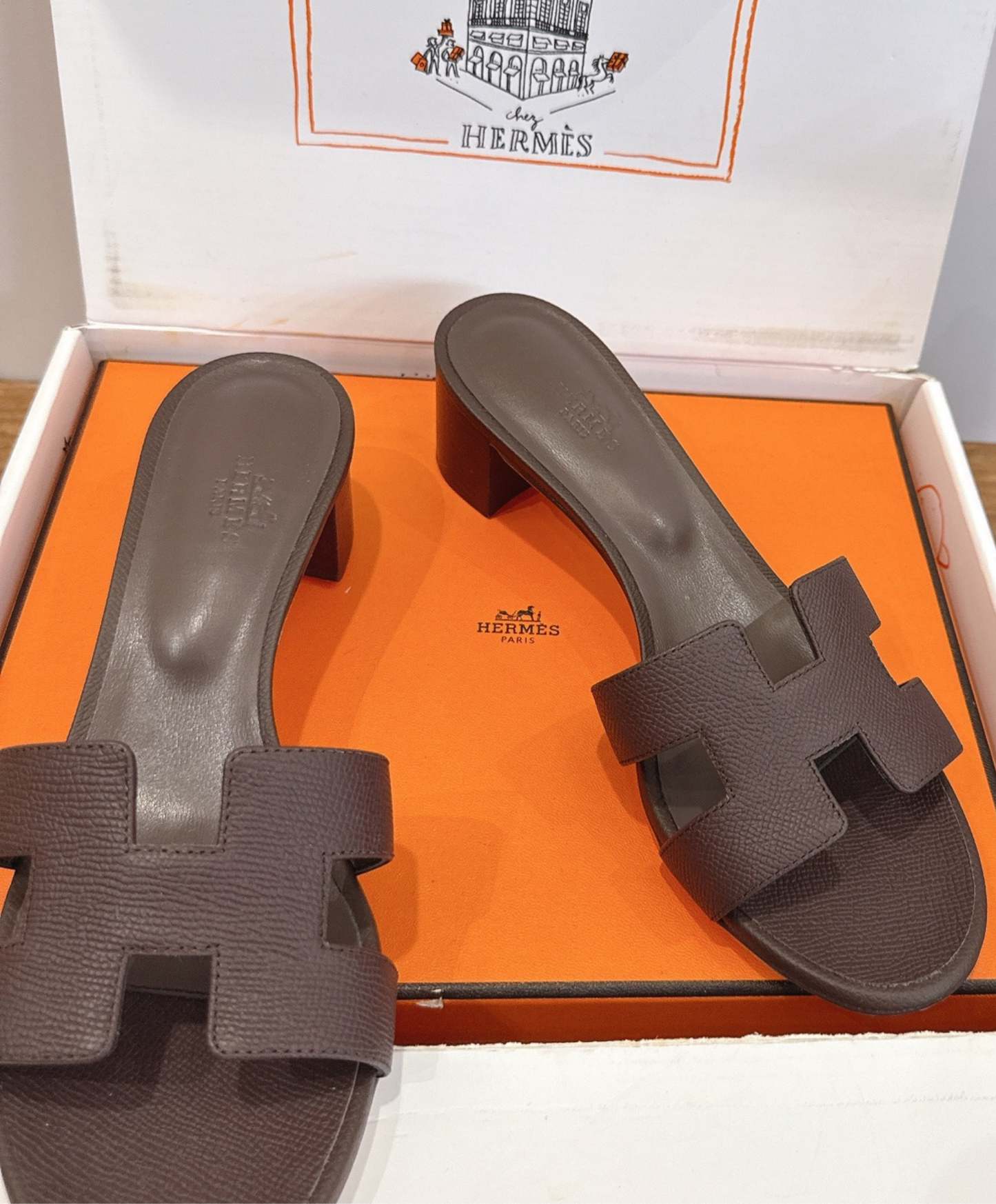 Oasis Sandal