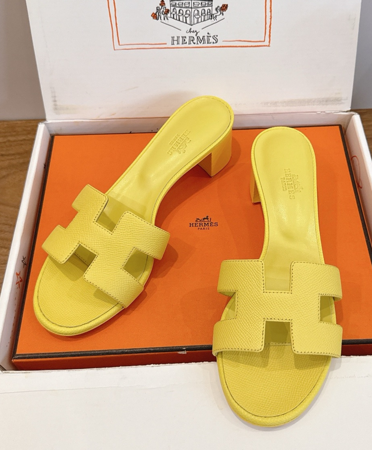 Oasis Sandal