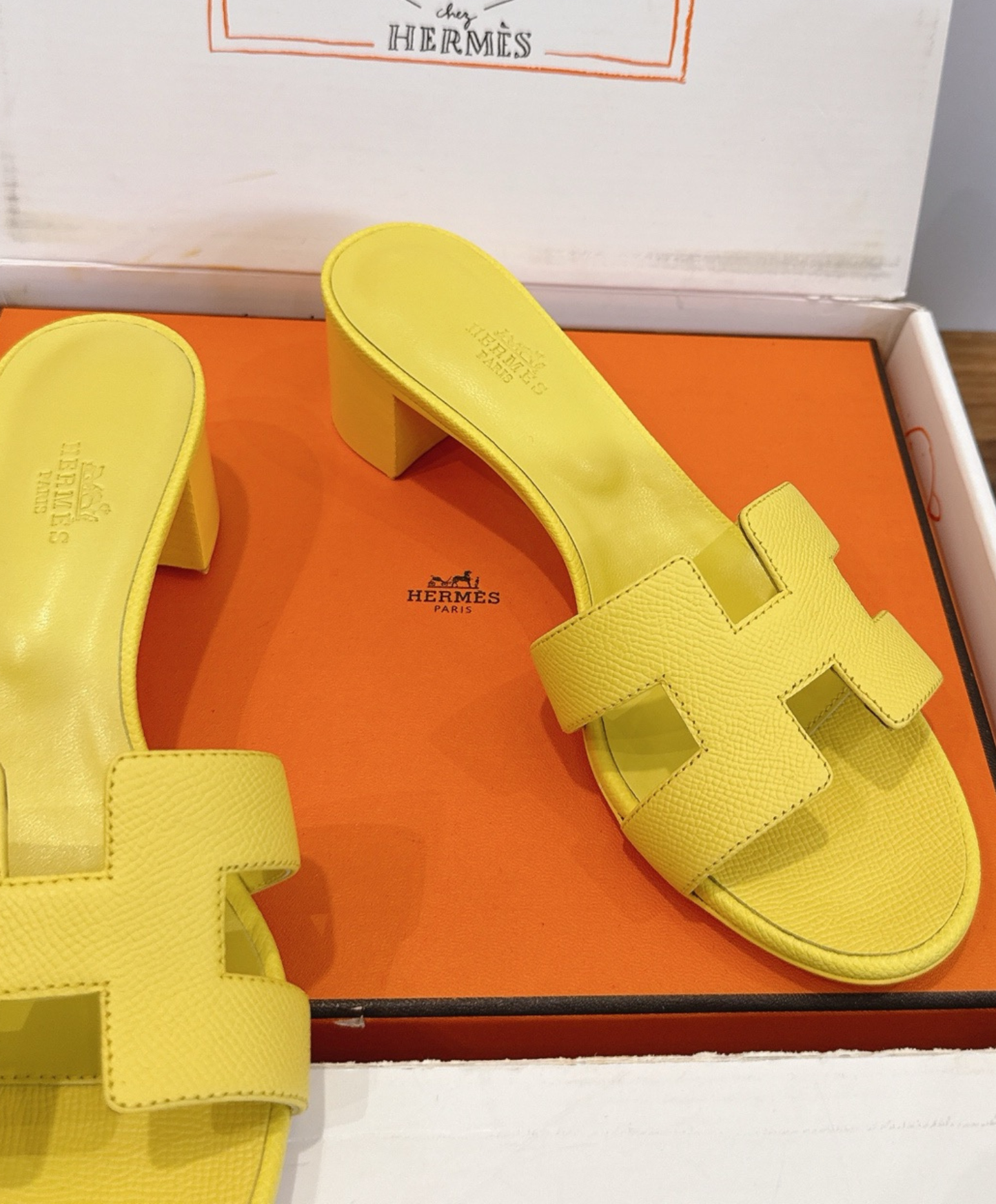 Oasis Sandal