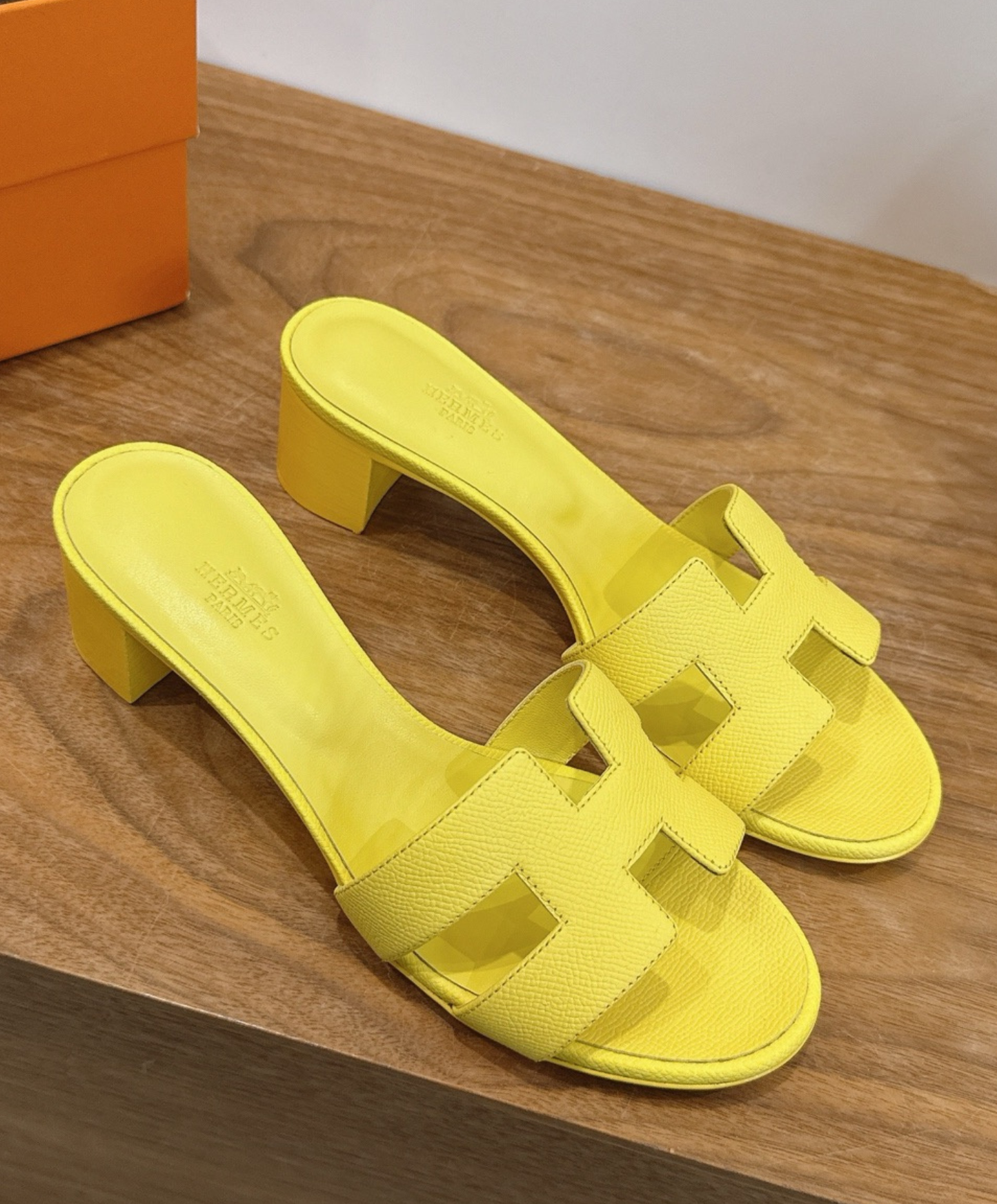 Oasis Sandal