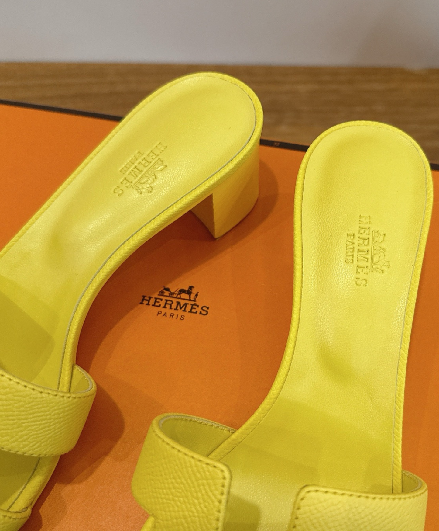 Oasis Sandal