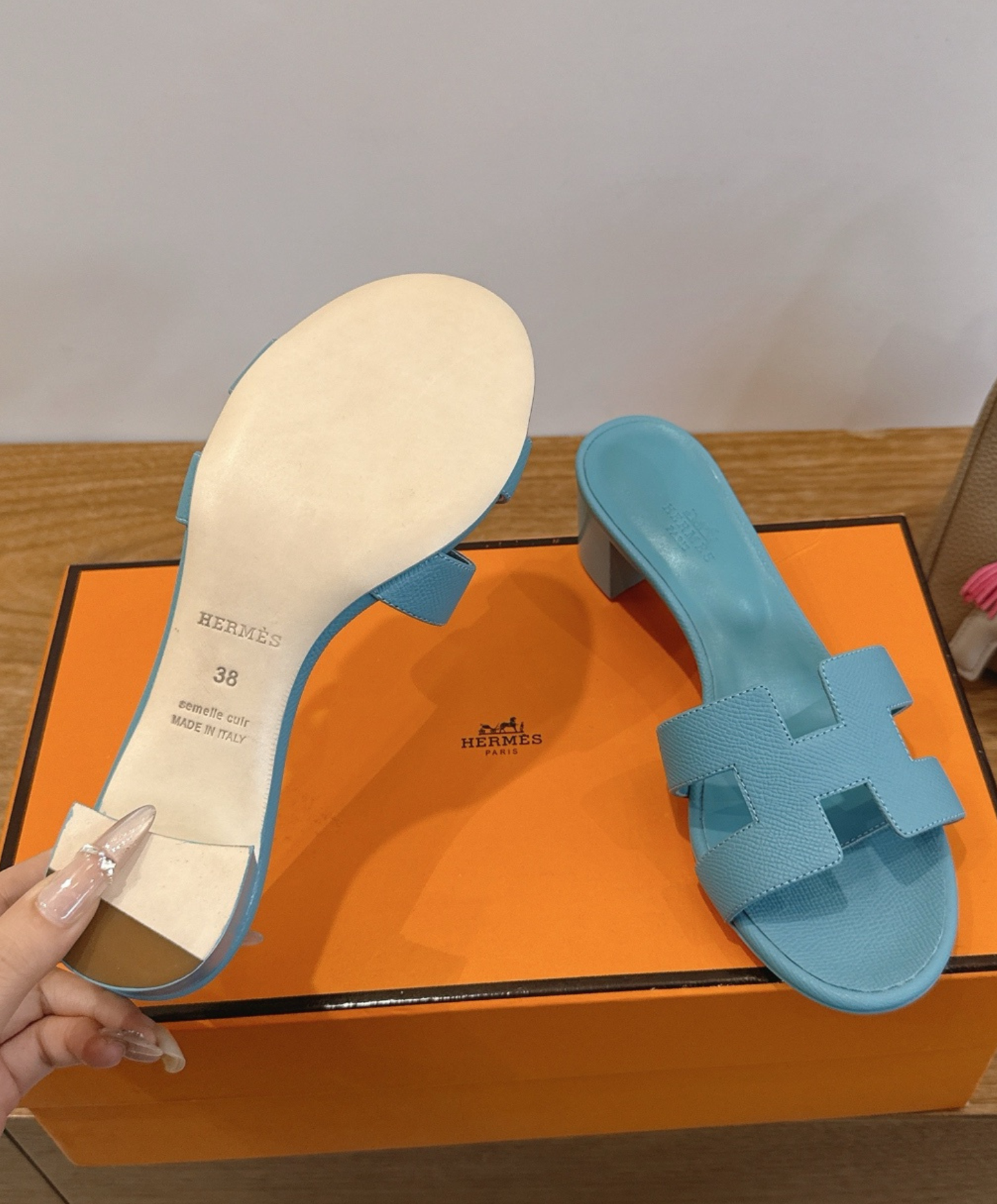Oasis Sandal