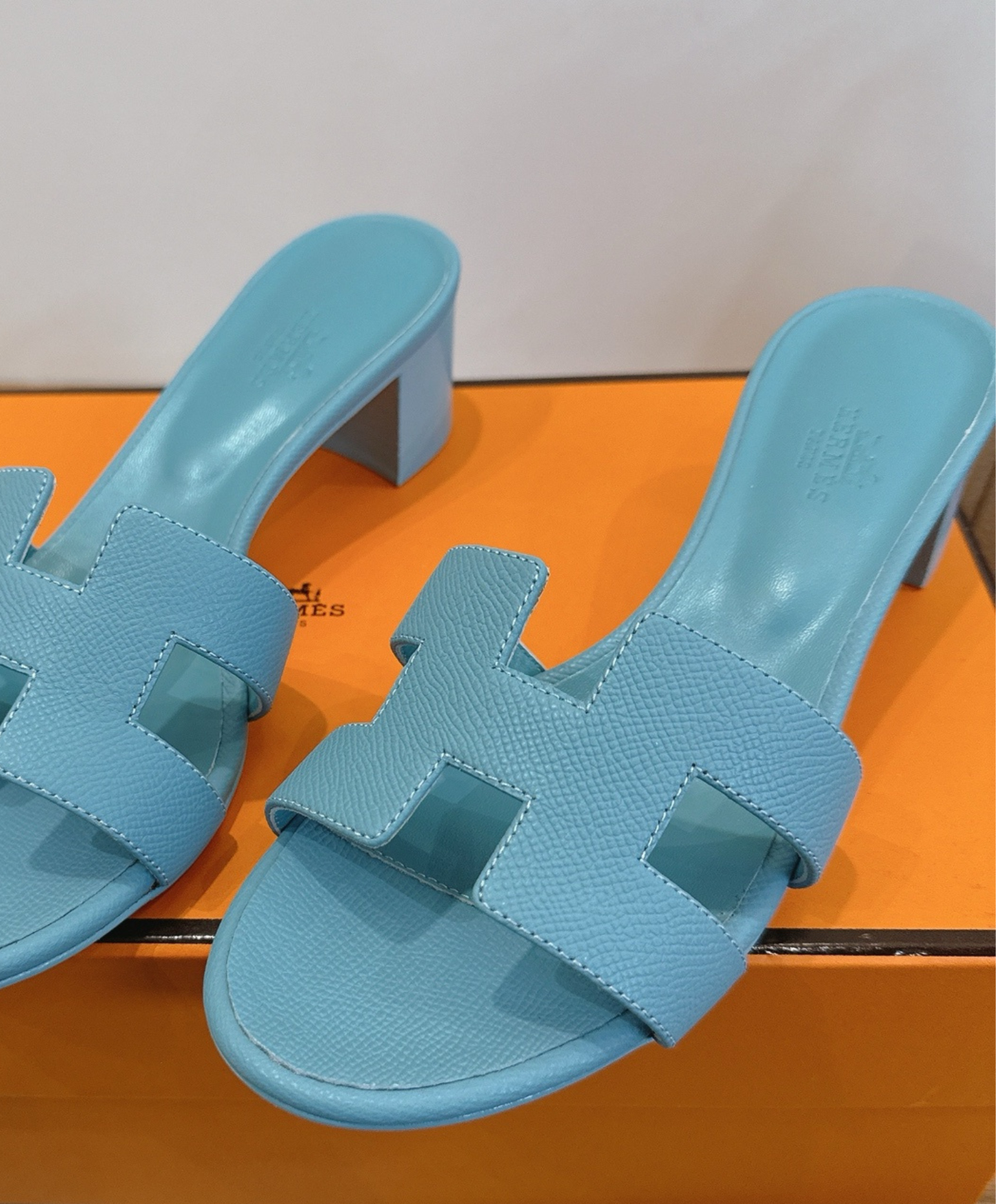 Oasis Sandal