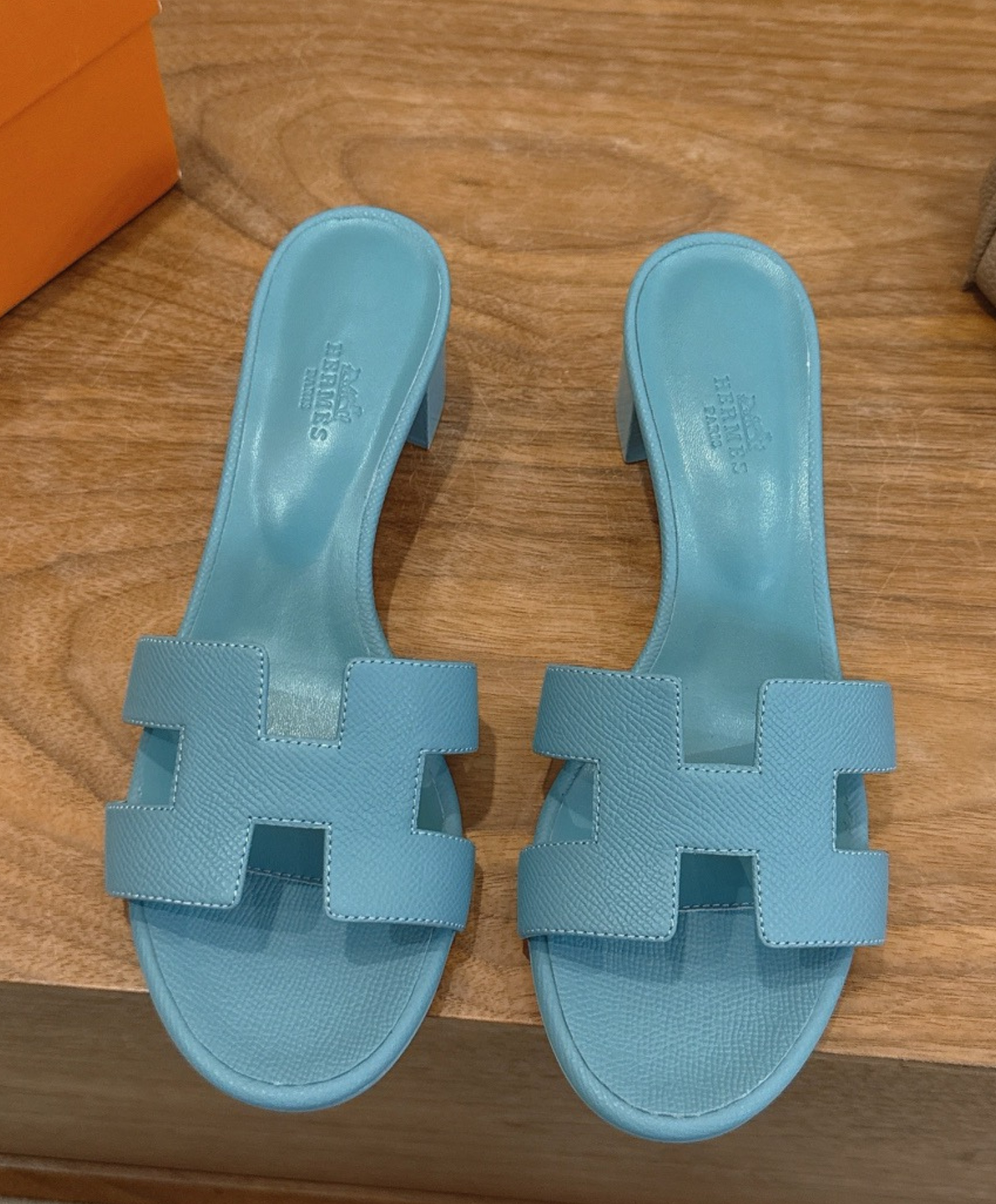 Oasis Sandal