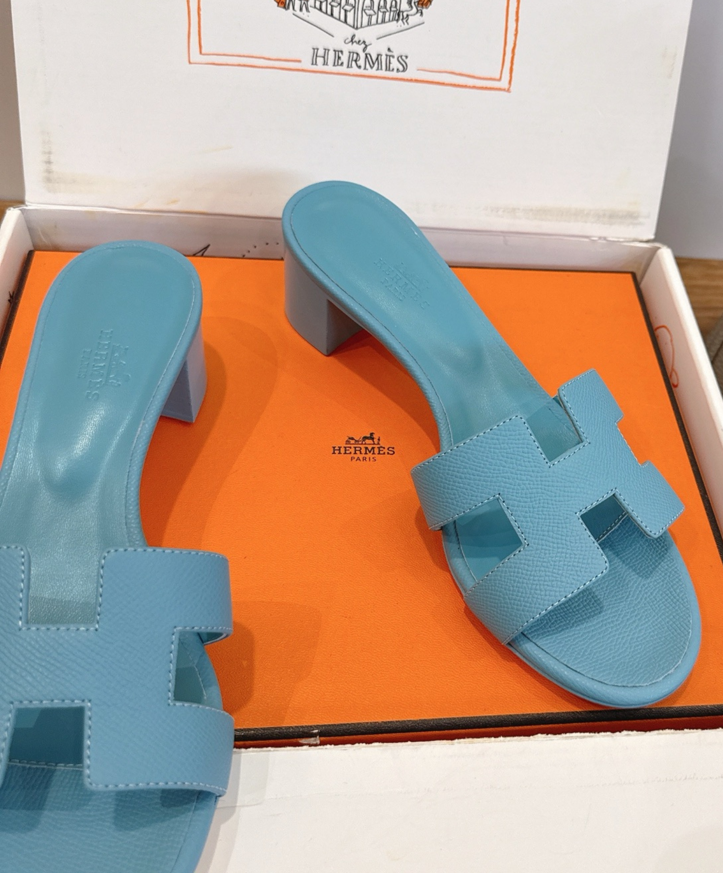 Oasis Sandal