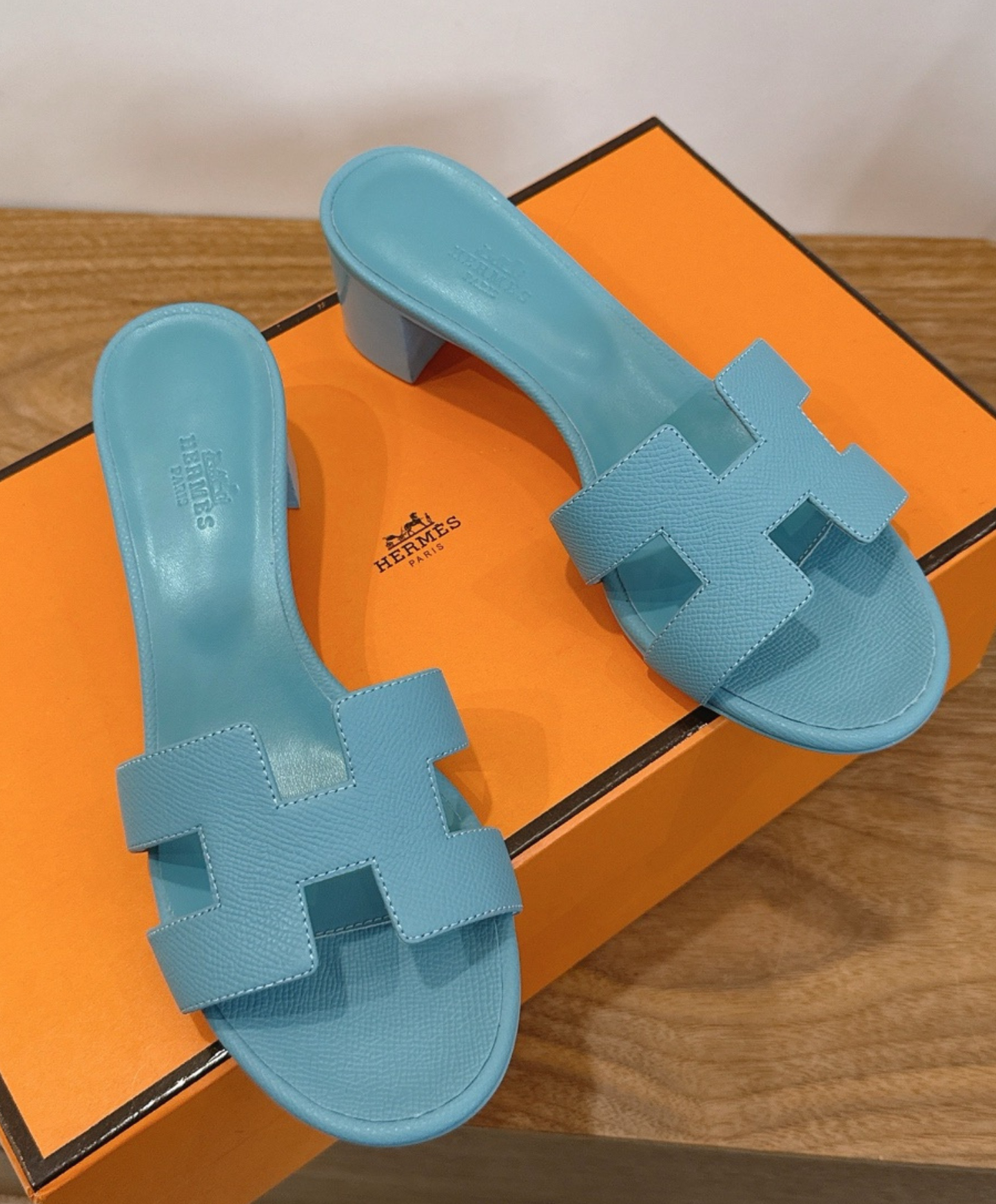 Oasis Sandal