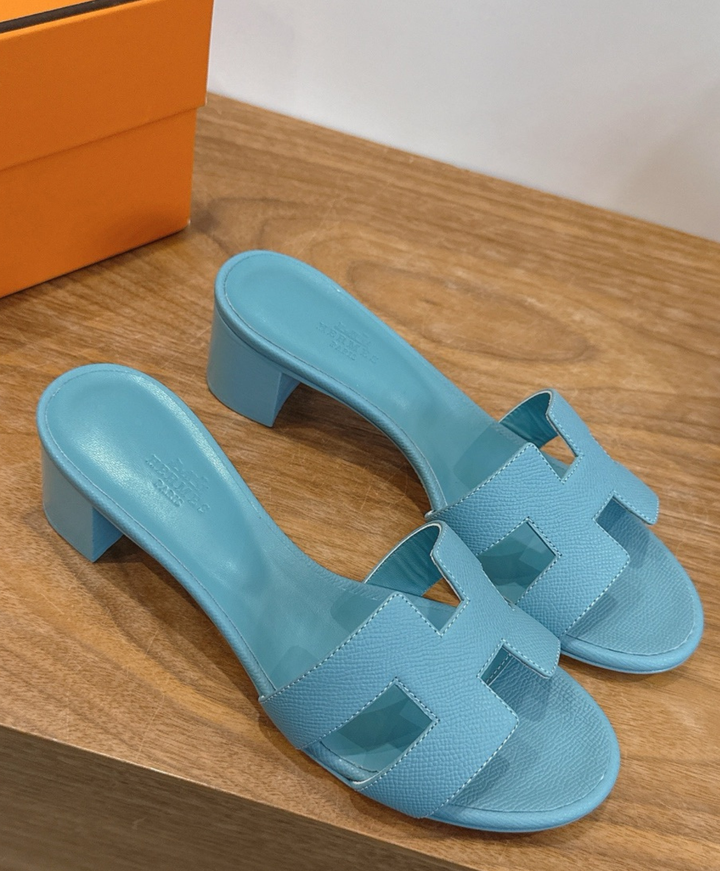 Oasis Sandal