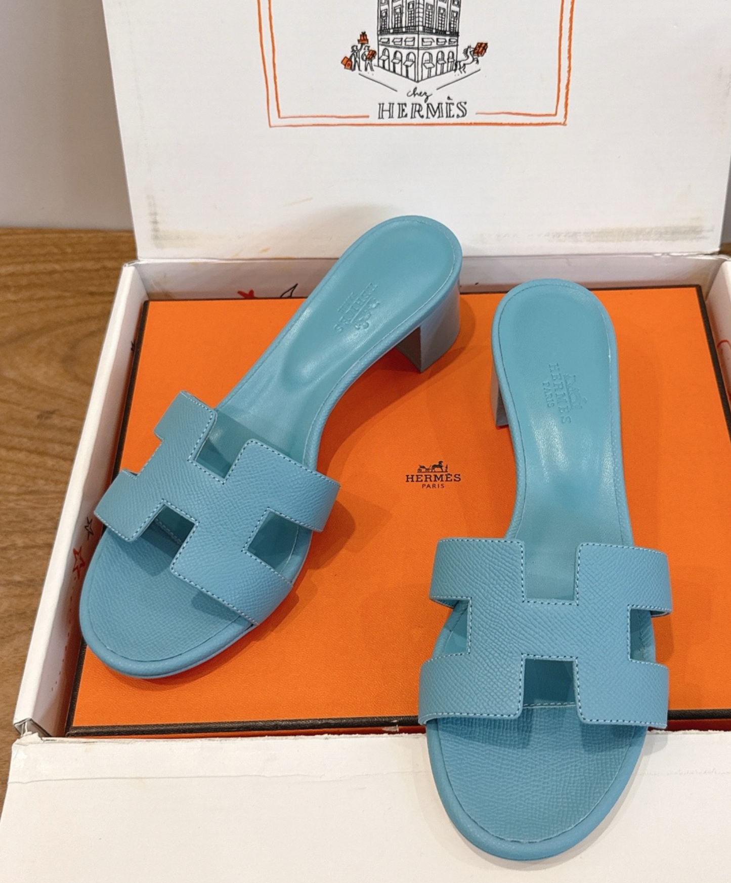 Oasis Sandal