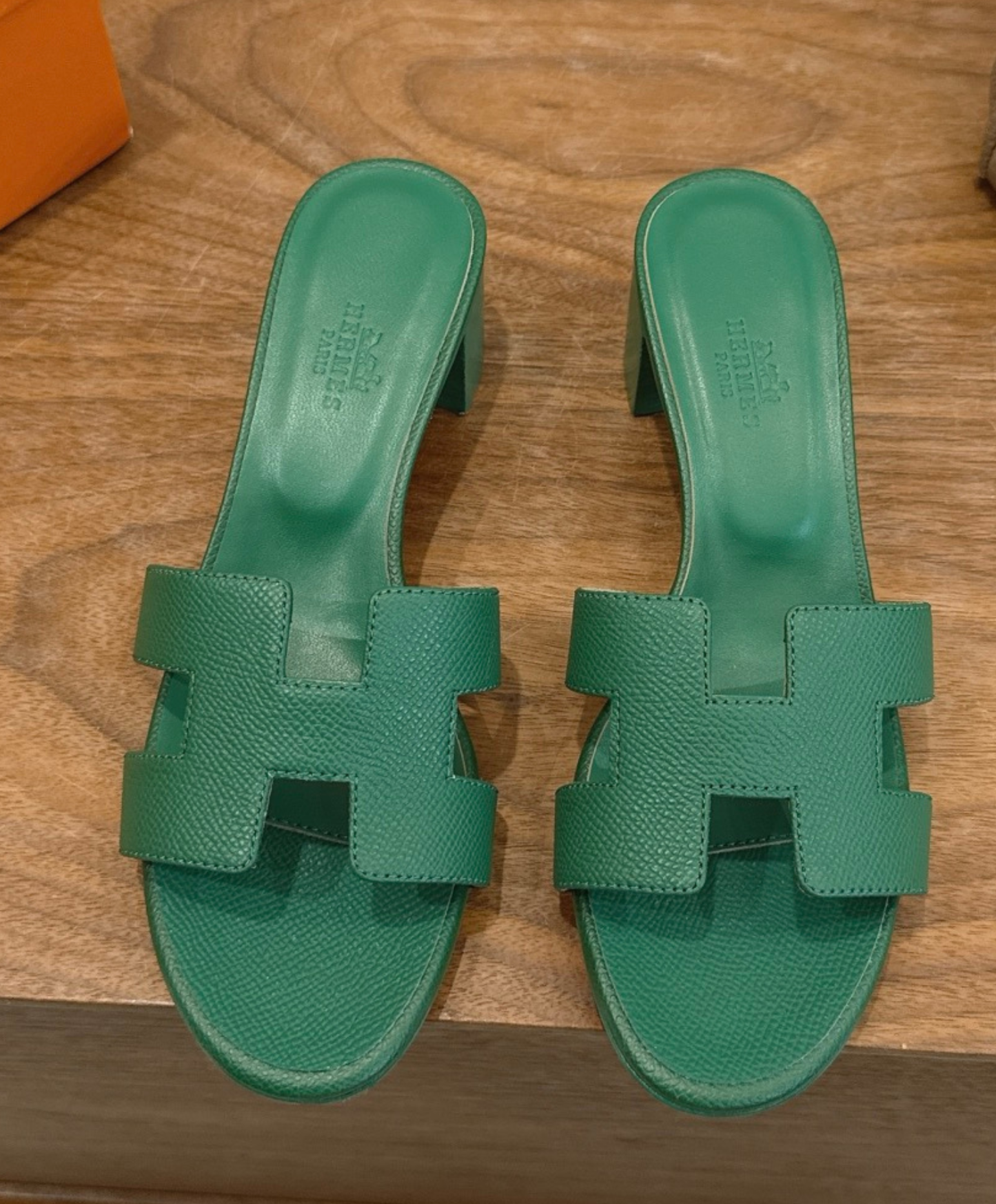 Oasis Sandal