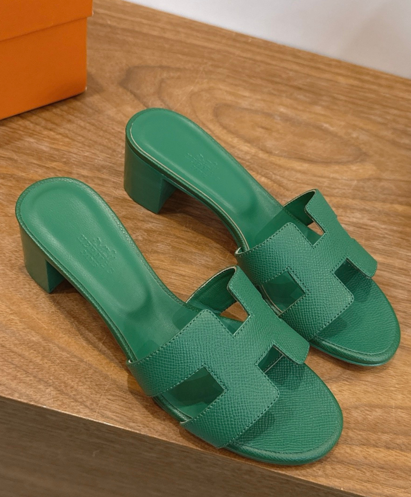 Oasis Sandal