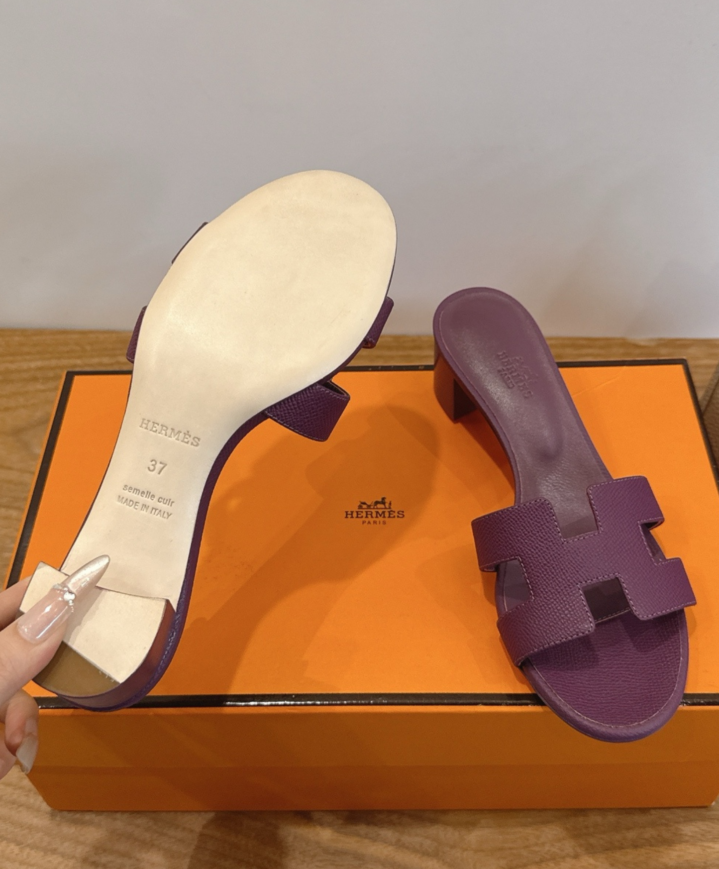 Oasis Sandal