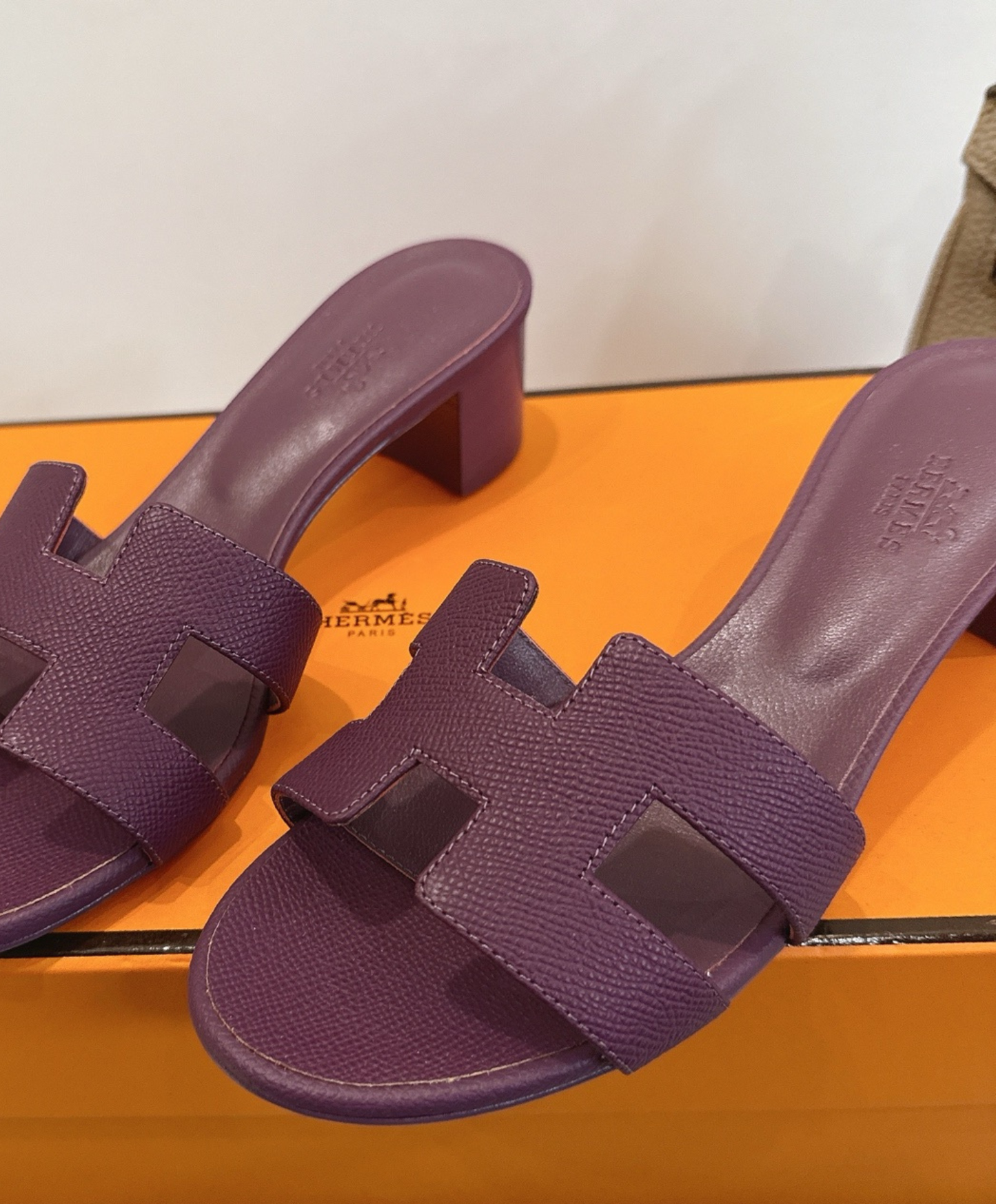 Oasis Sandal