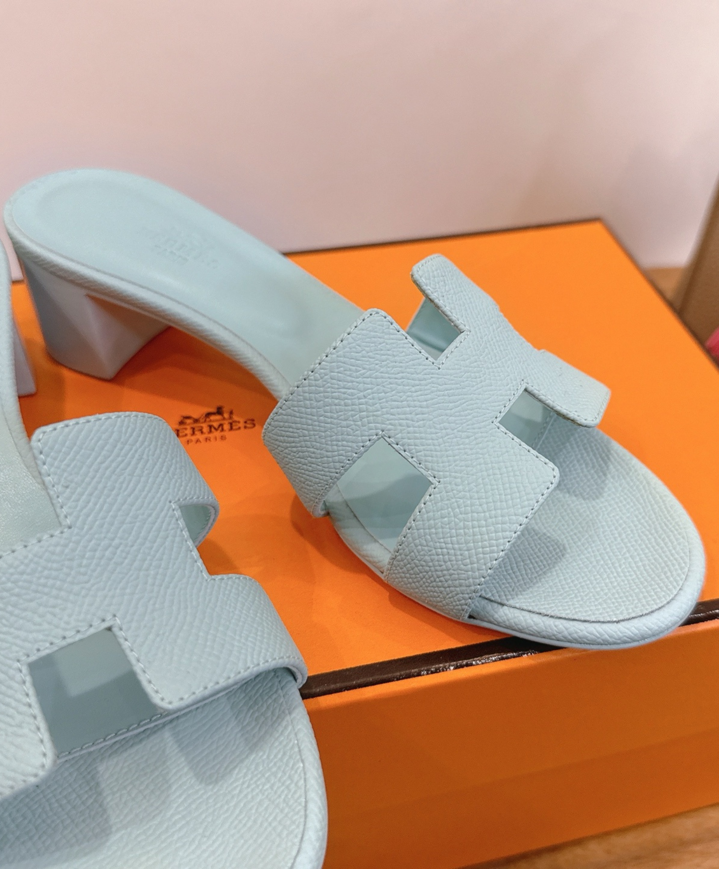 Oasis Sandal