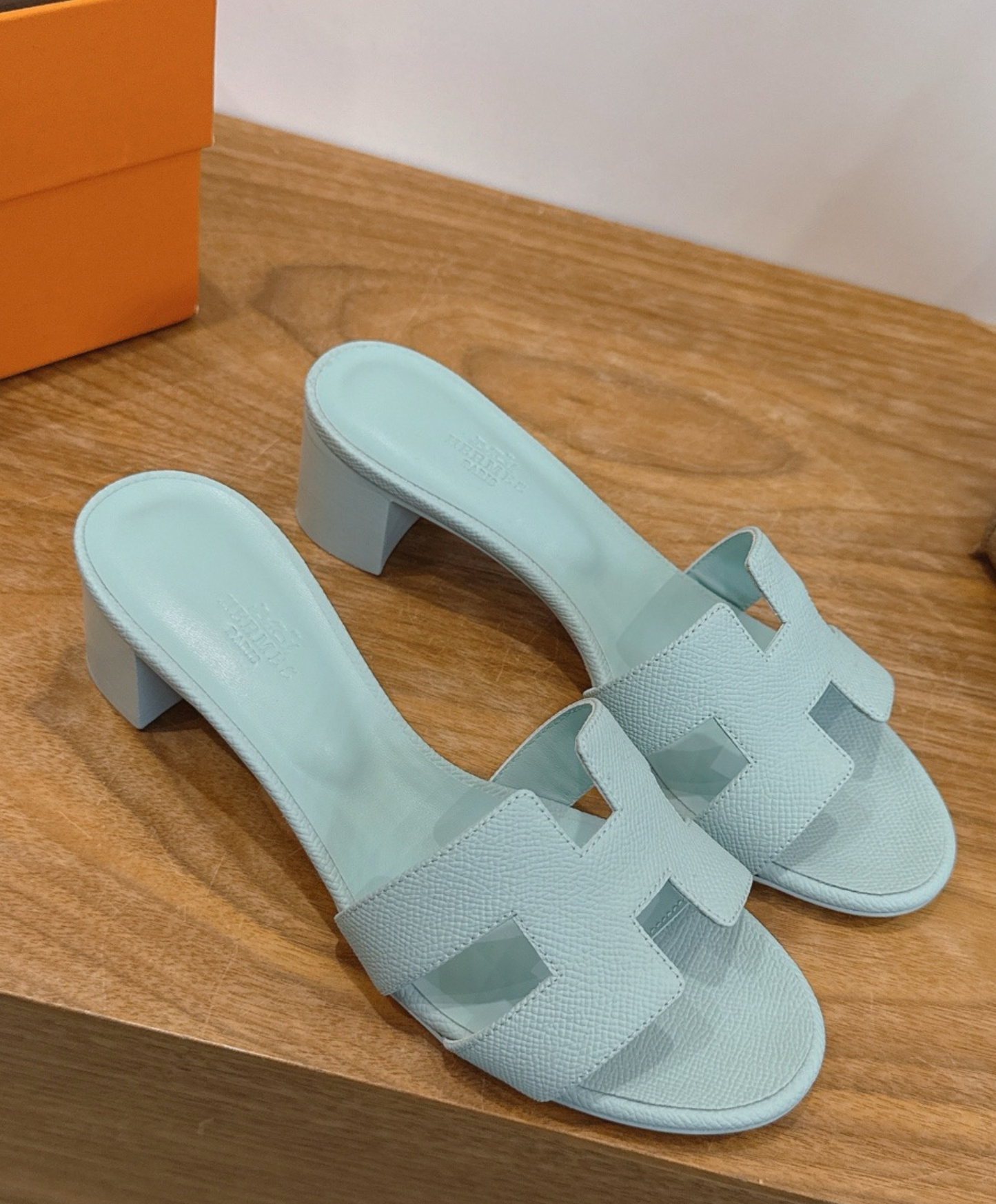 Oasis Sandal