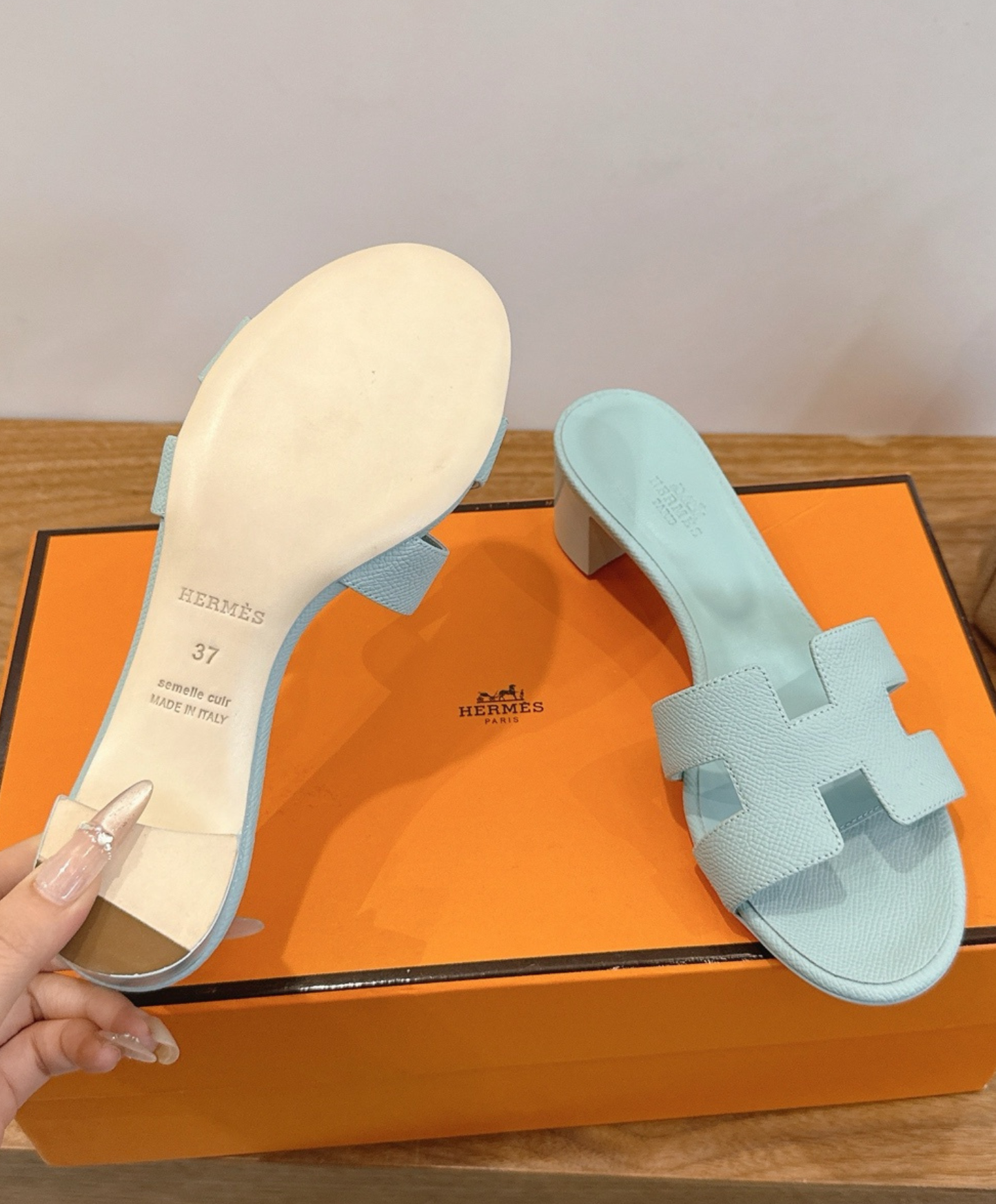 Oasis Sandal