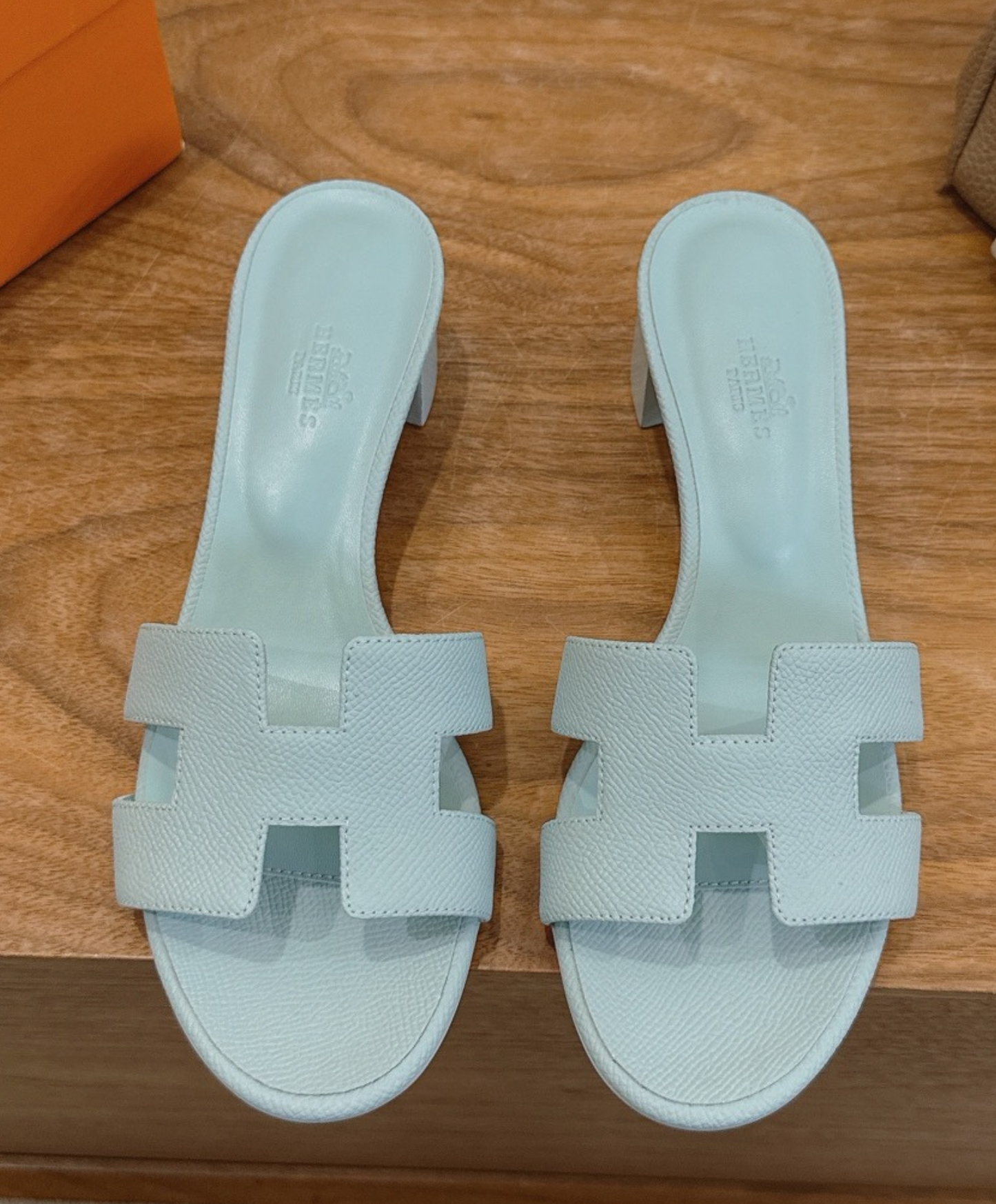 Oasis Sandal