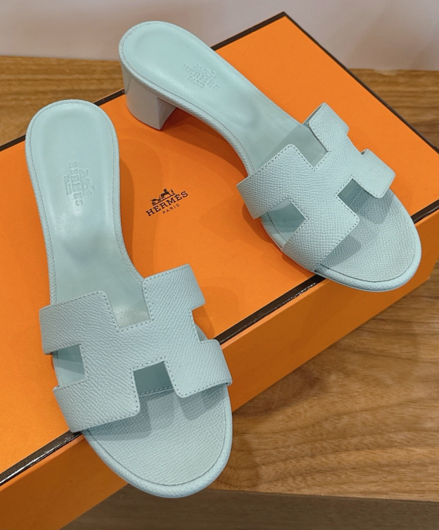 Oasis Sandal