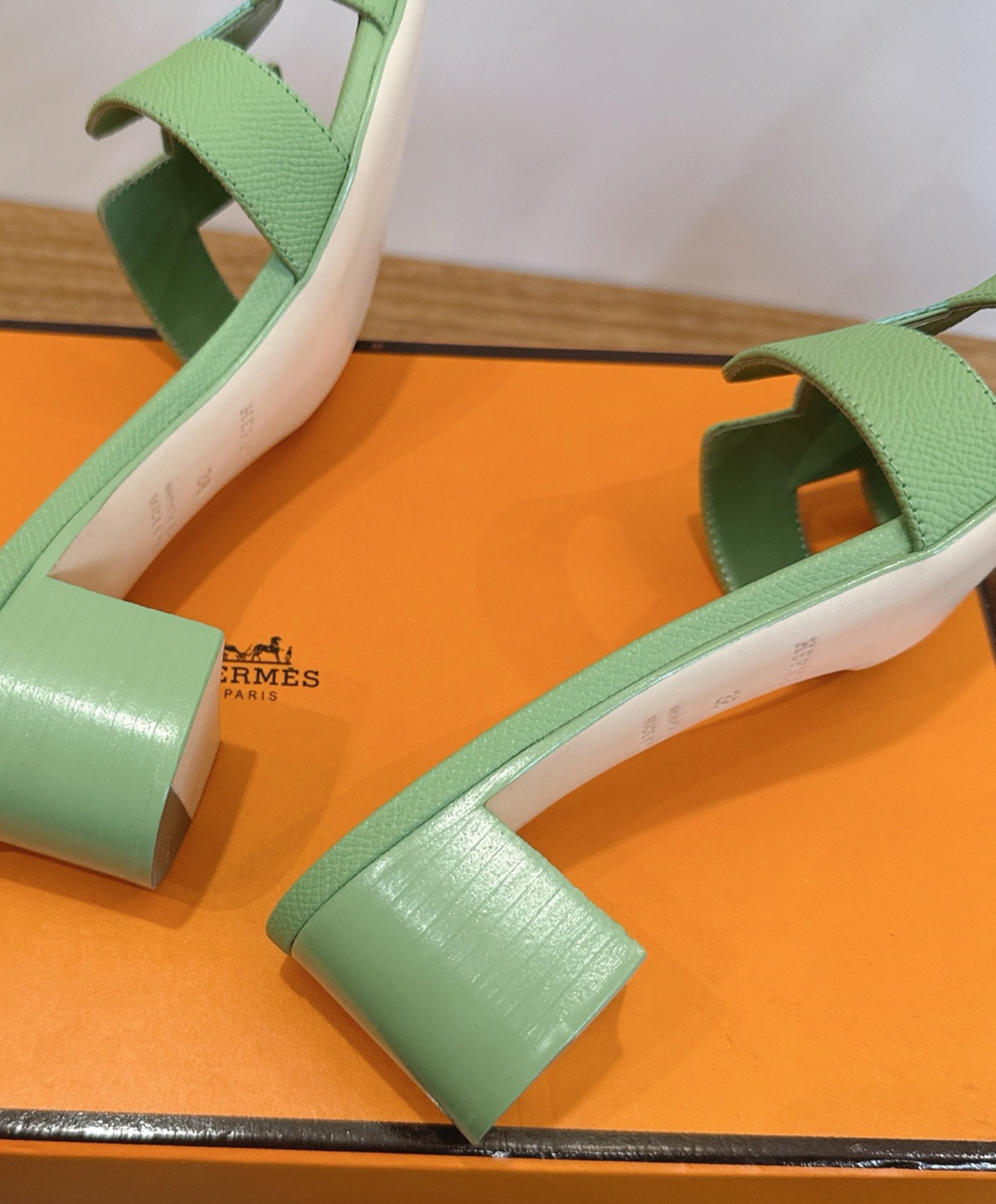 Oasis Sandal