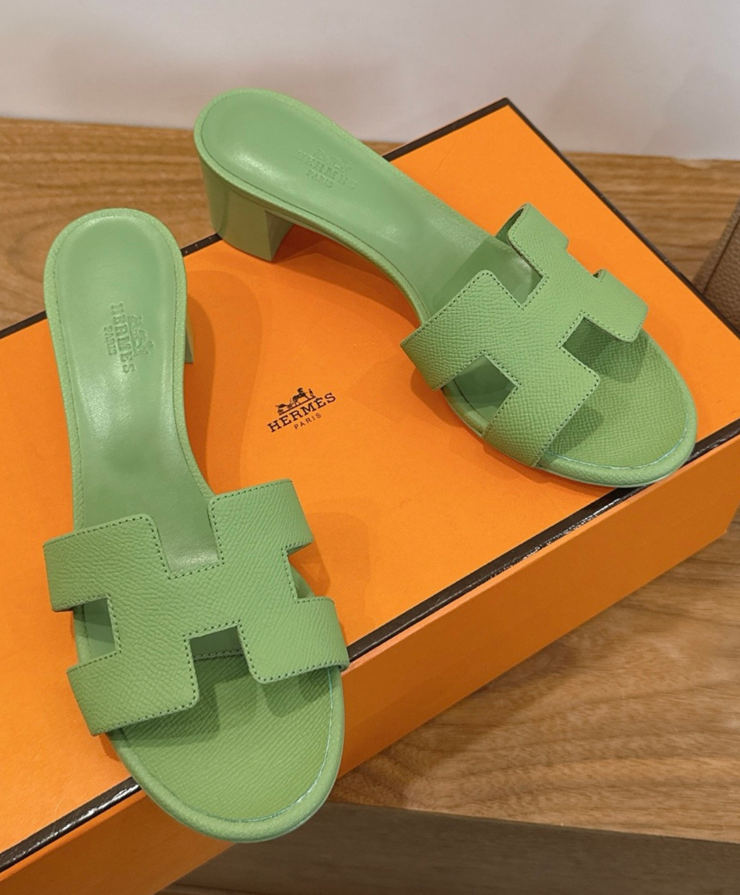 Oasis Sandal