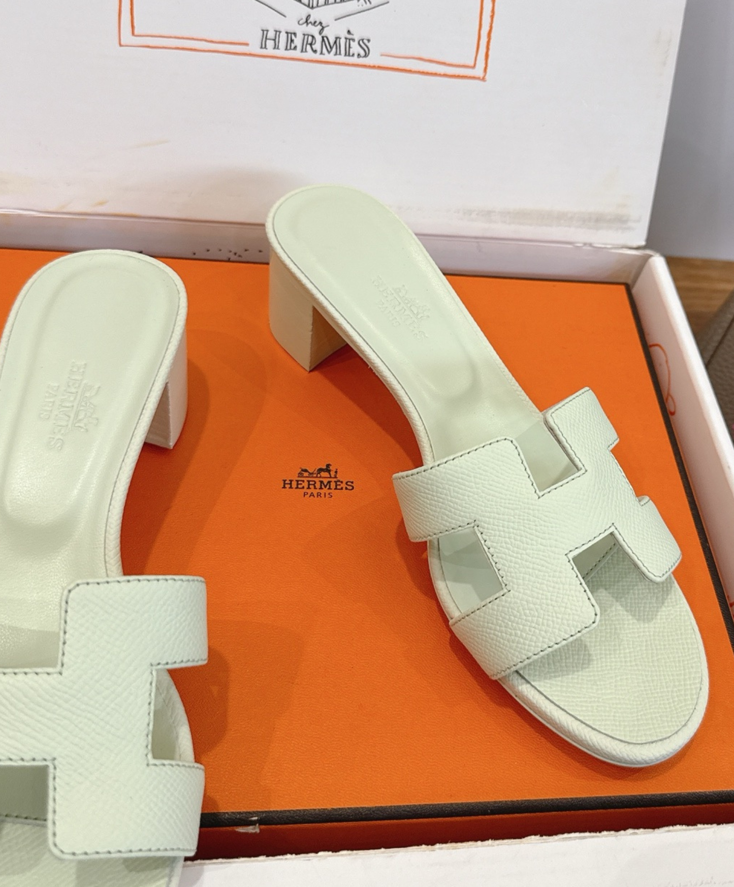 Oasis Sandal