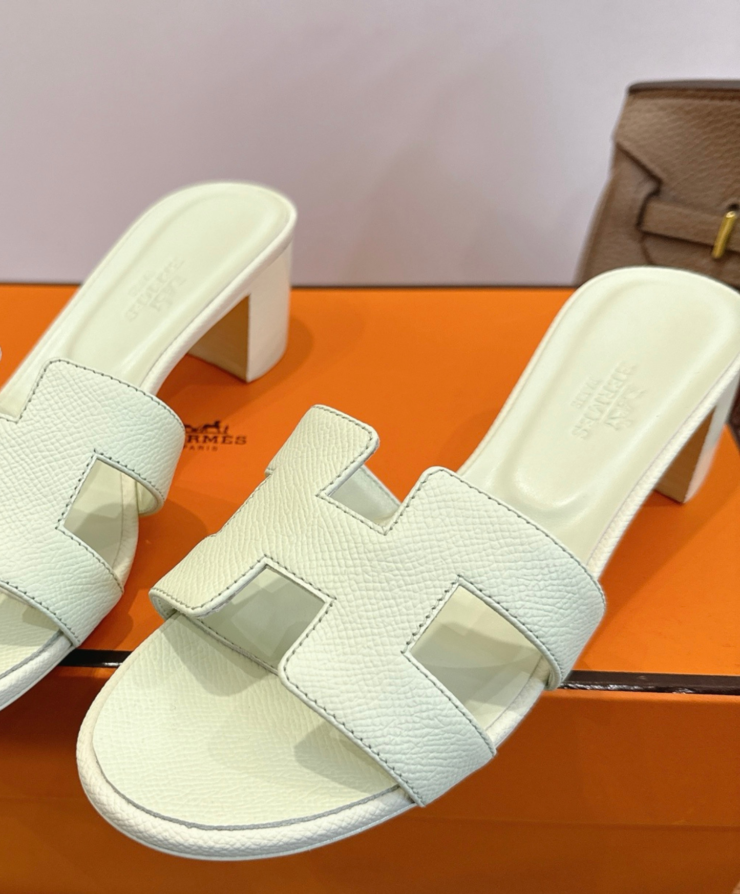 Oasis Sandal