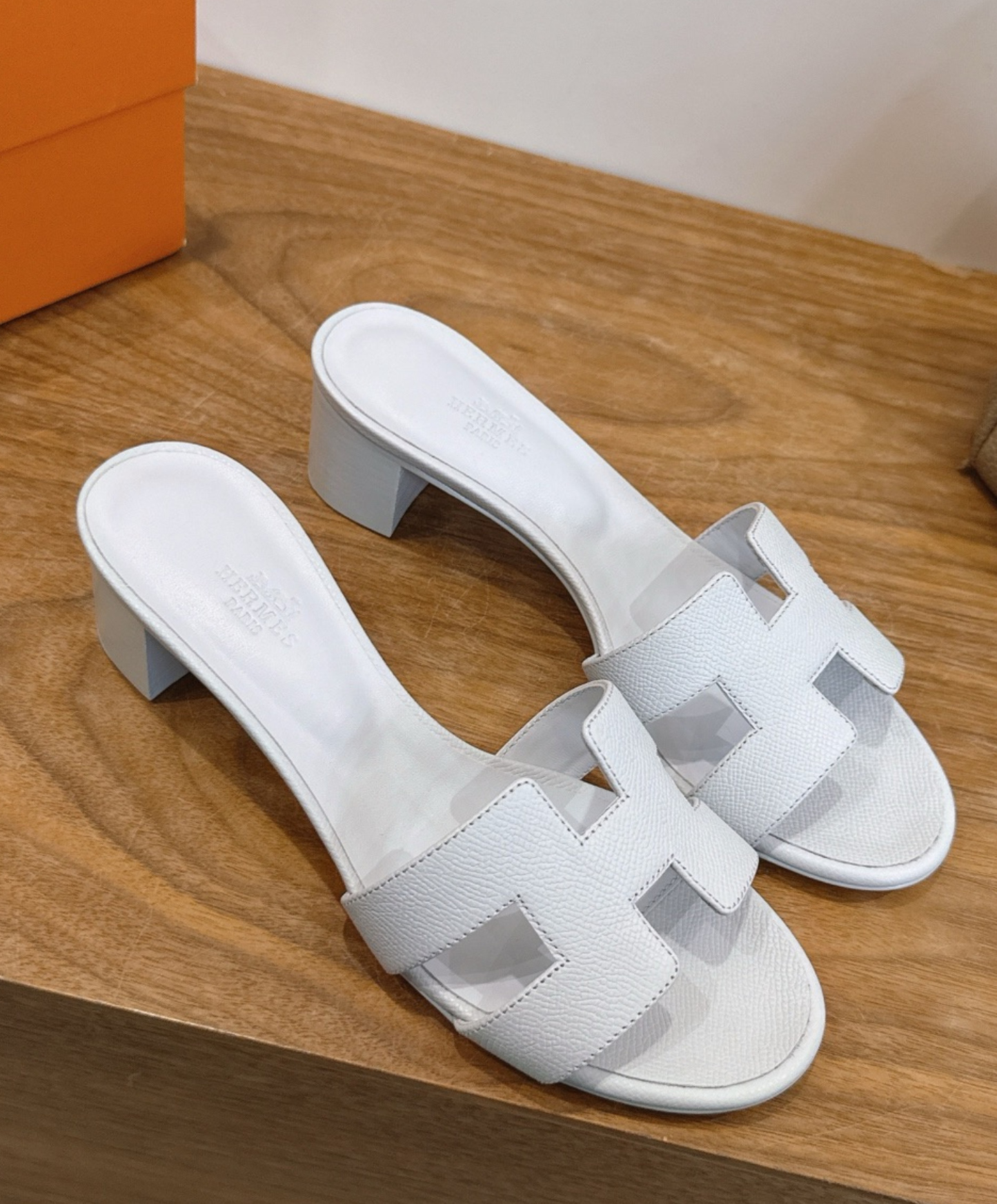 Oasis Sandal