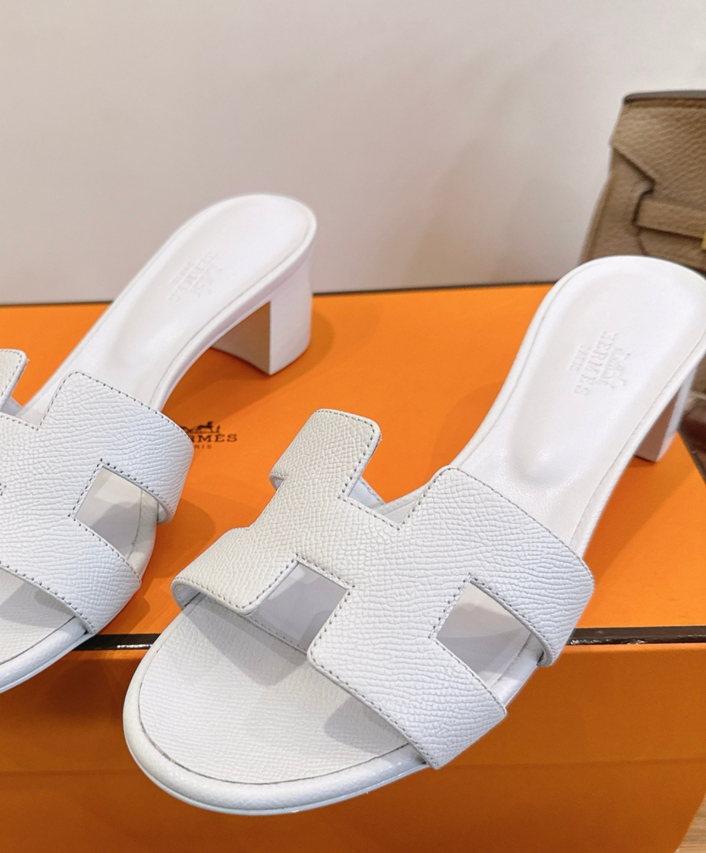 Oasis Sandal