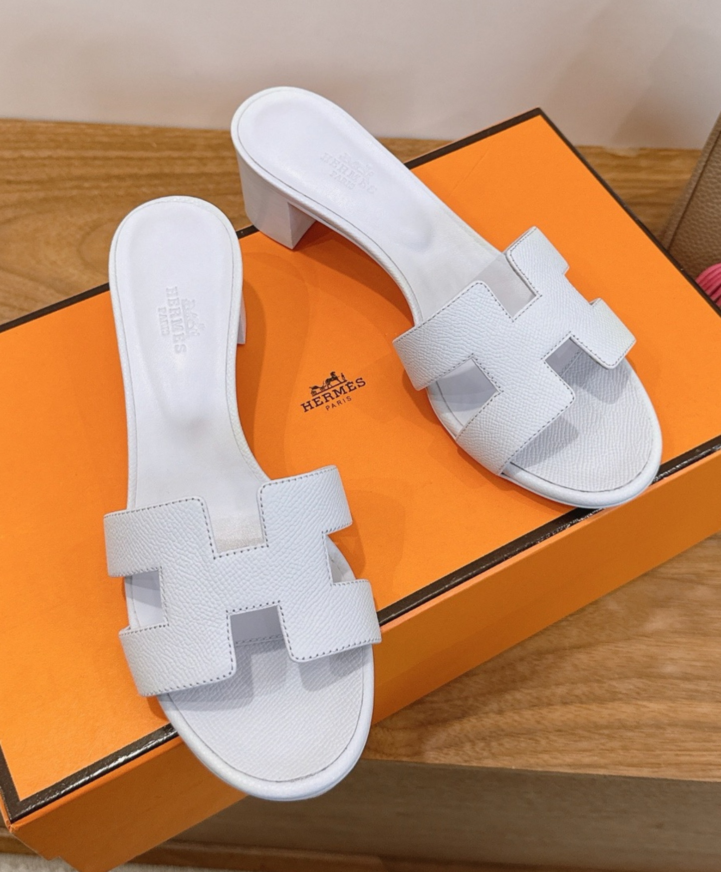 Oasis Sandal