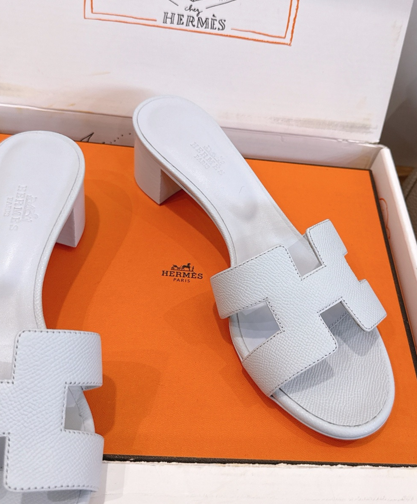 Oasis Sandal