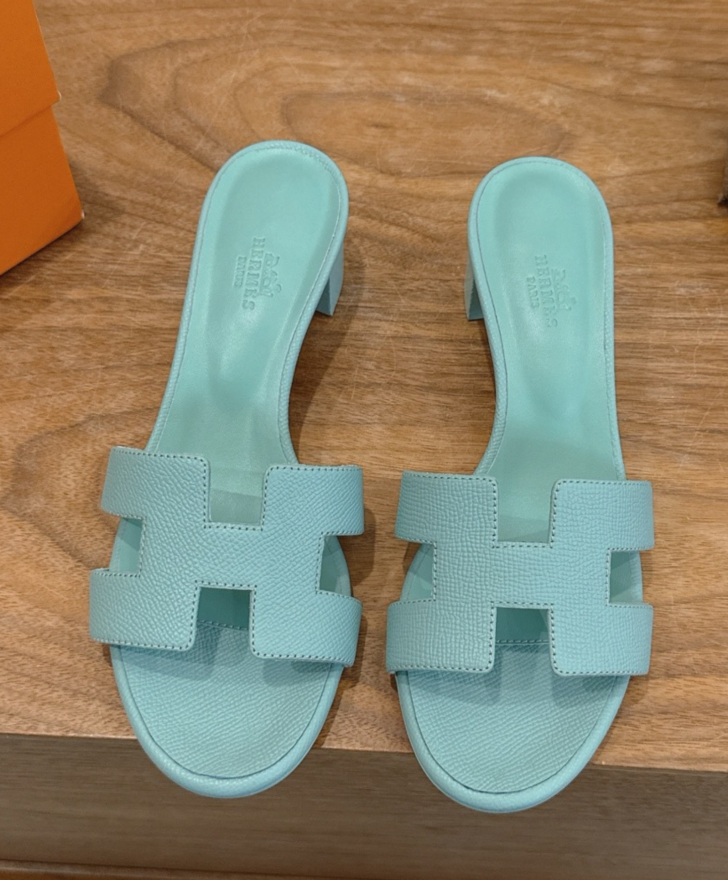 Oasis Sandal