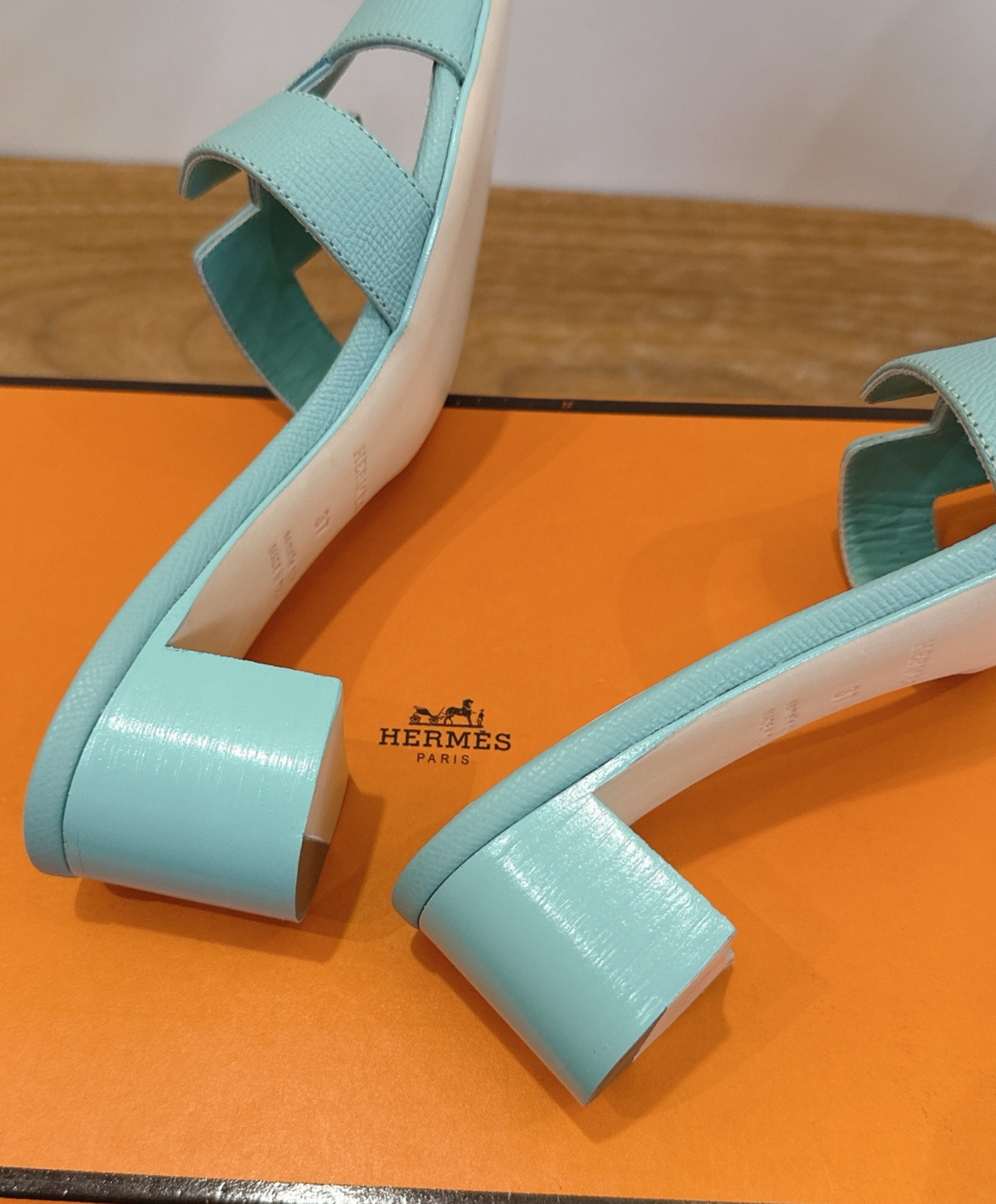 Oasis Sandal