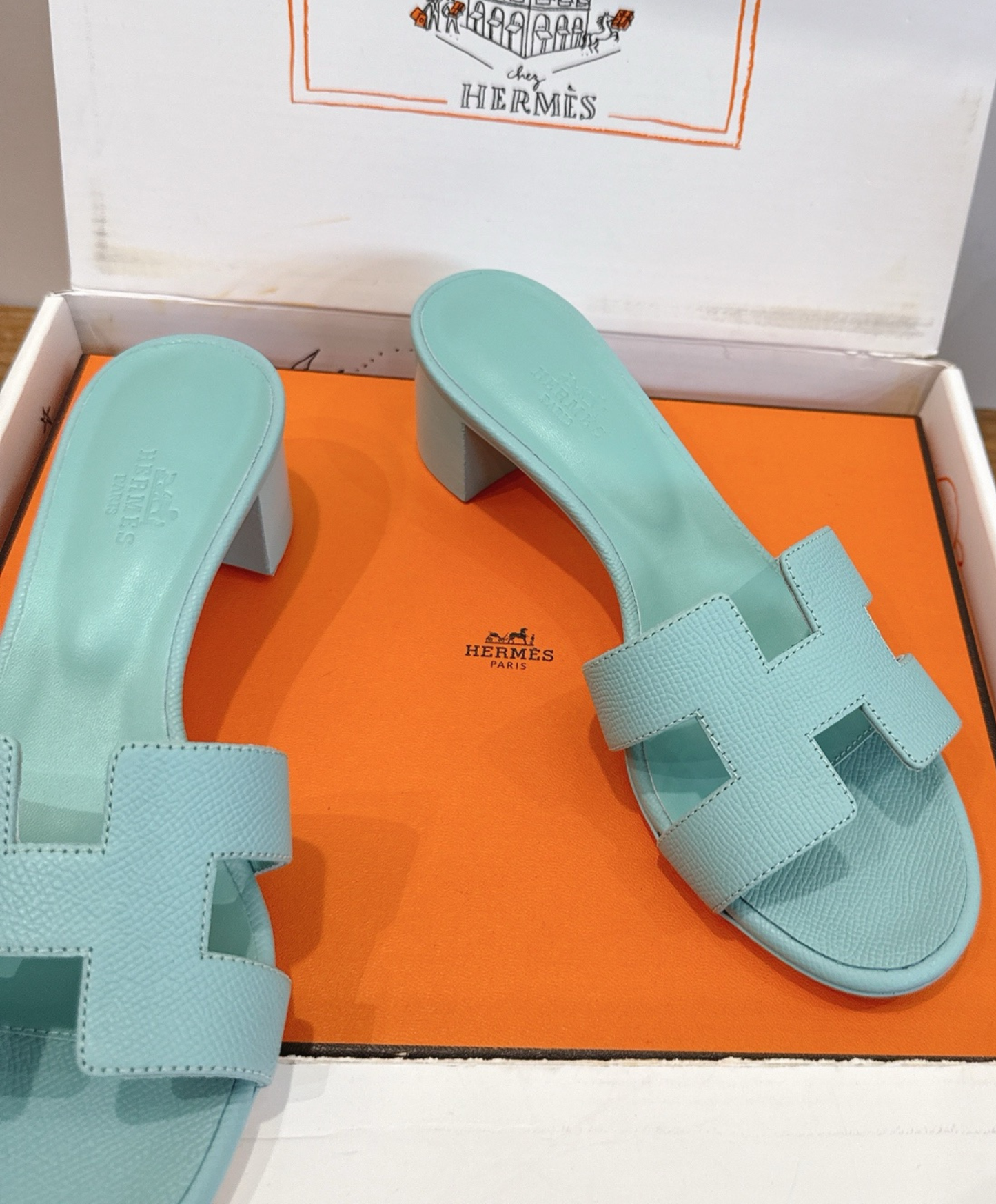 Oasis Sandal
