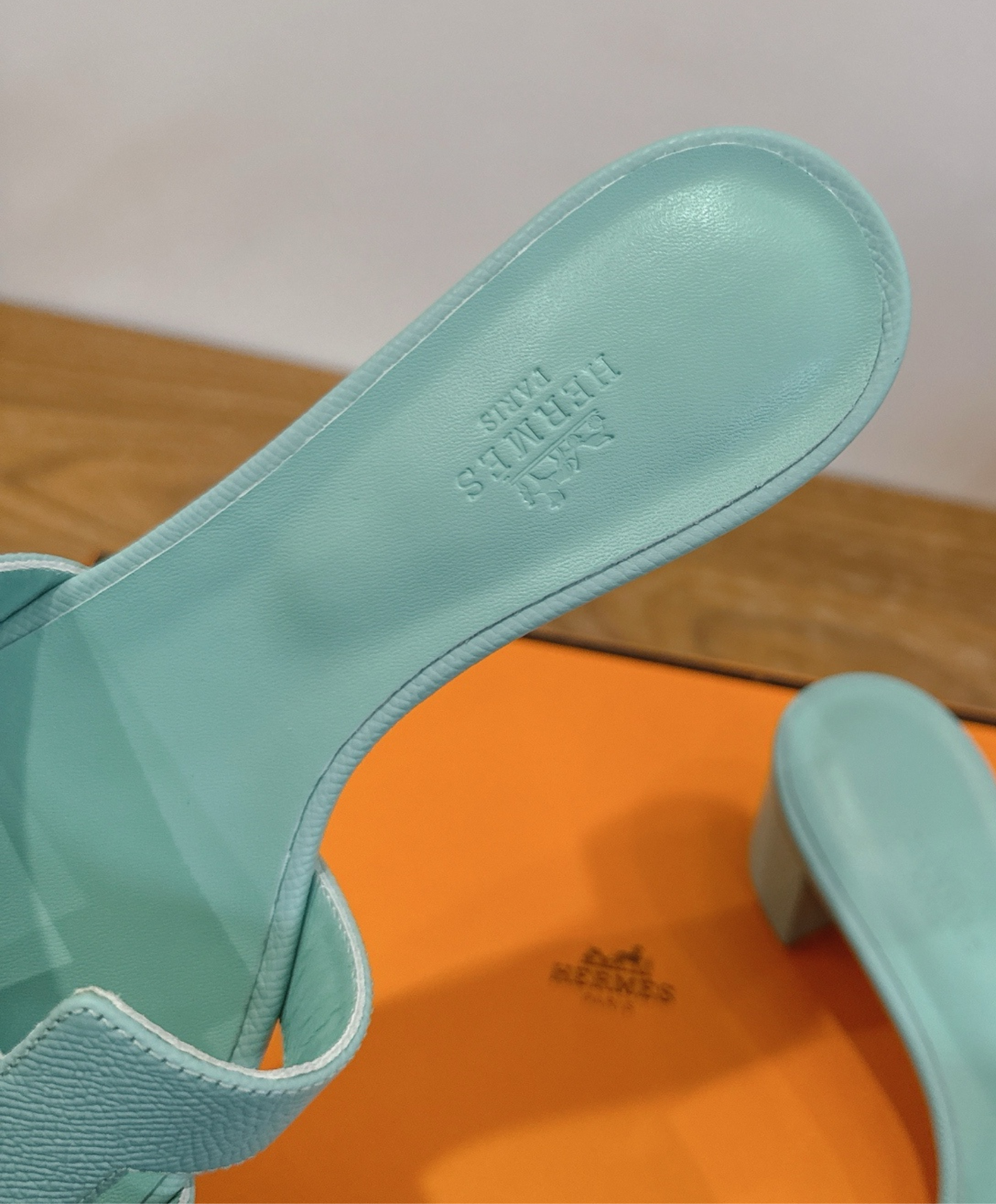 Oasis Sandal