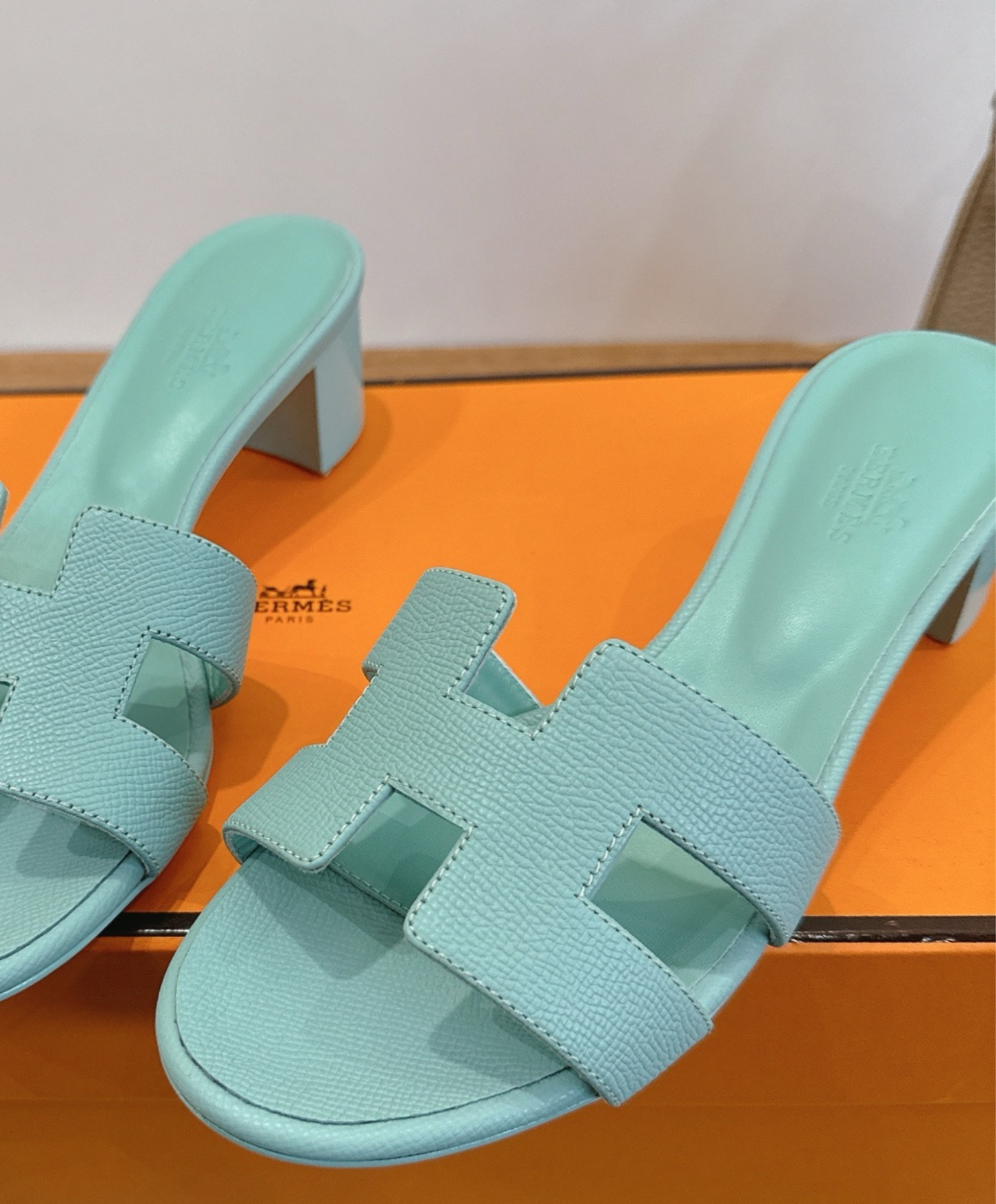 Oasis Sandal
