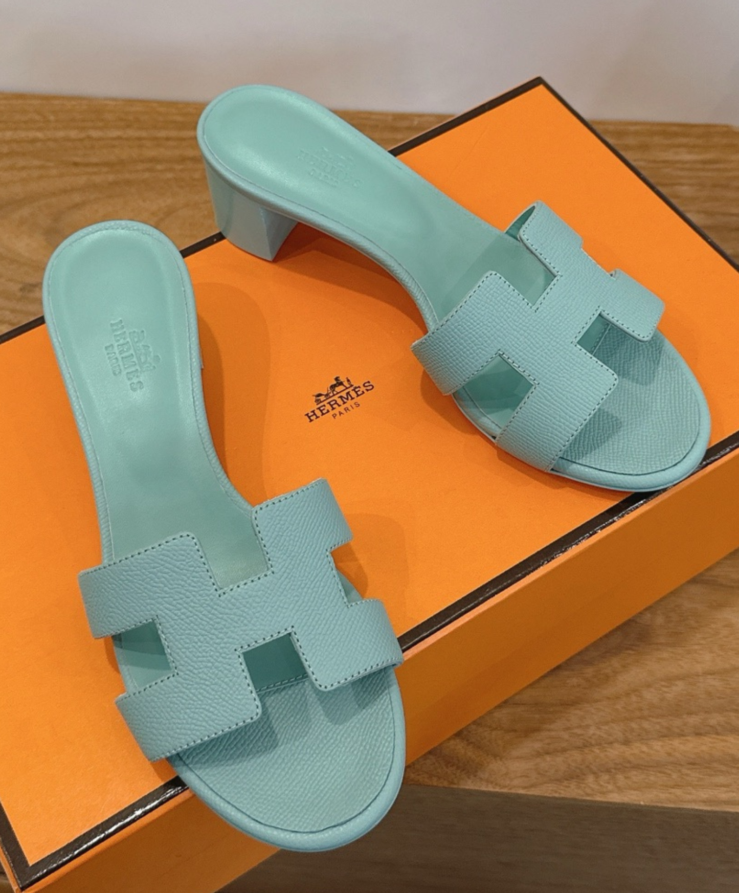 Oasis Sandal