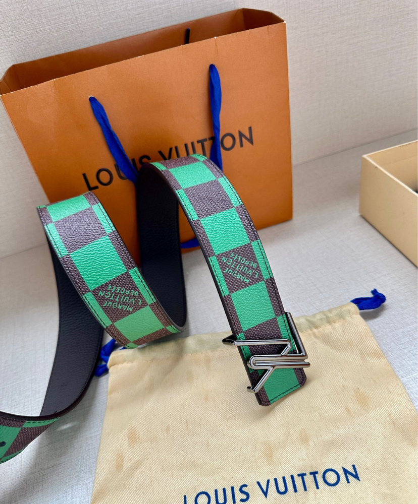 LV Initiales 40mm Reversible Belt