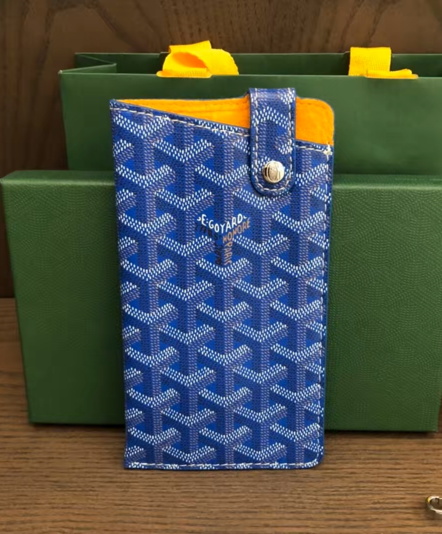 Montmartre GM Case